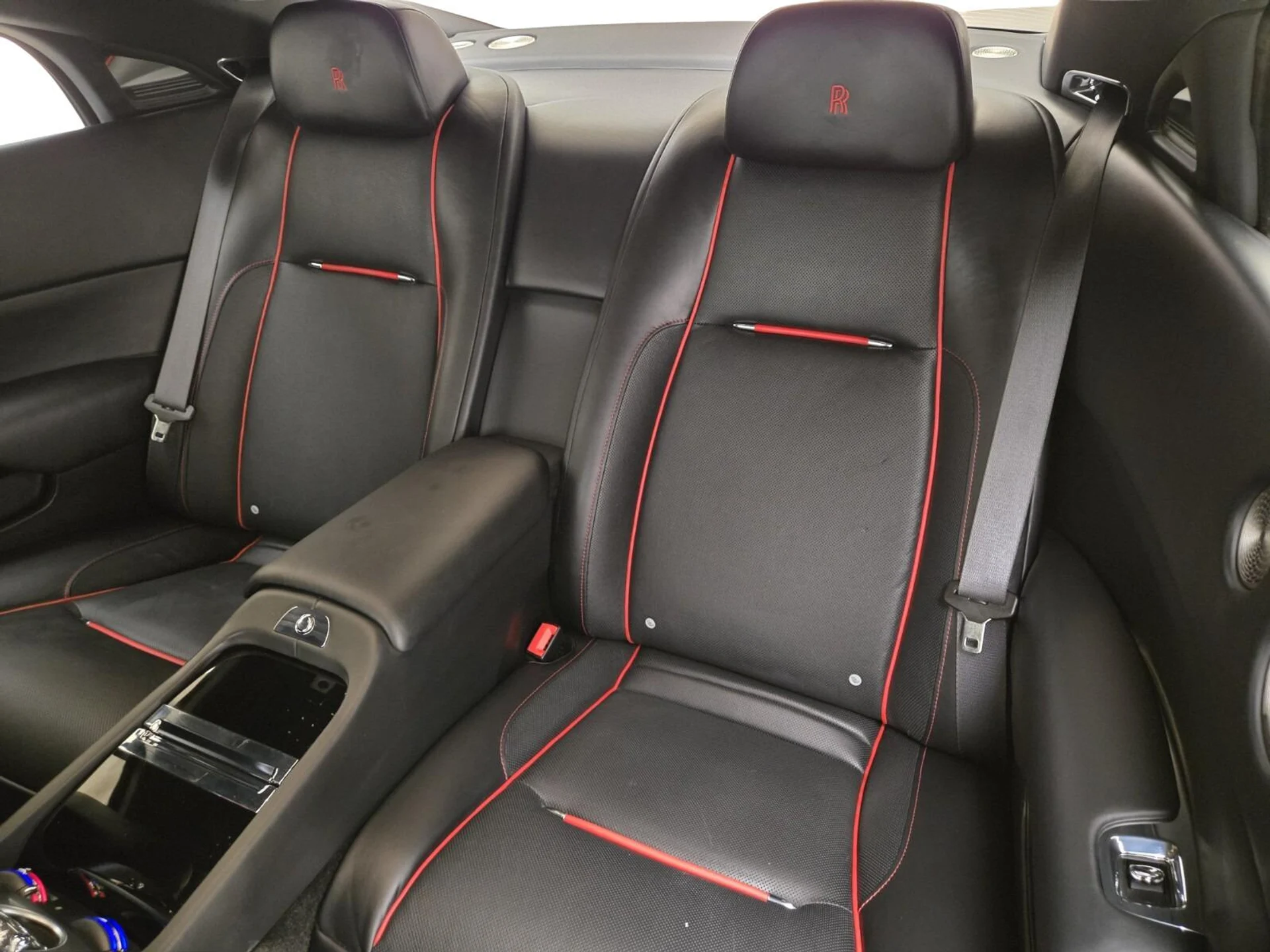 mph015_1359676669_Used_2021_Rolls_Royce_Wraith_1777354969_93da69010e