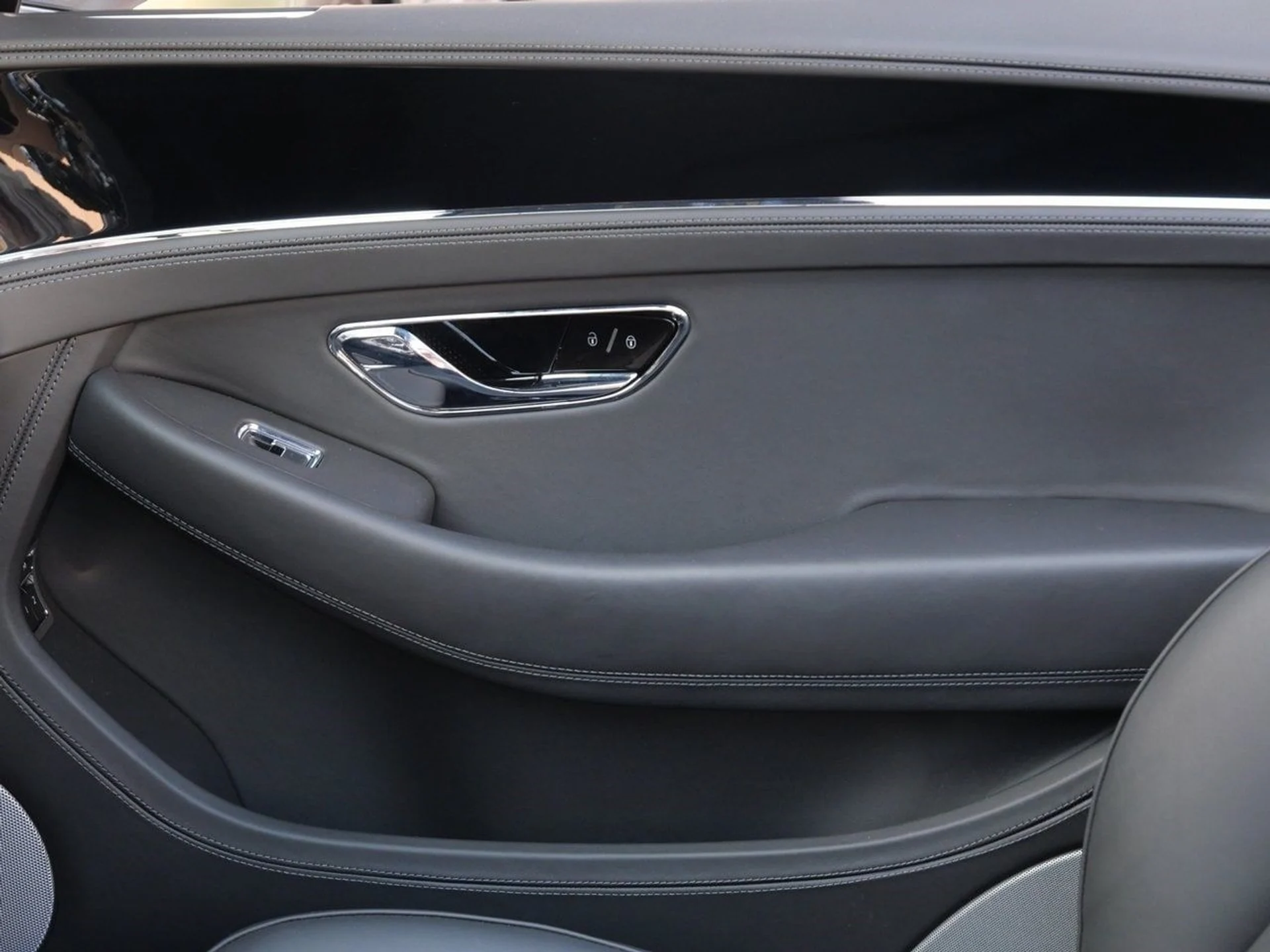 mph015_1368185799_ab00fc2b1bfe9f83ddd62c571aa226bfx_82e08e9354