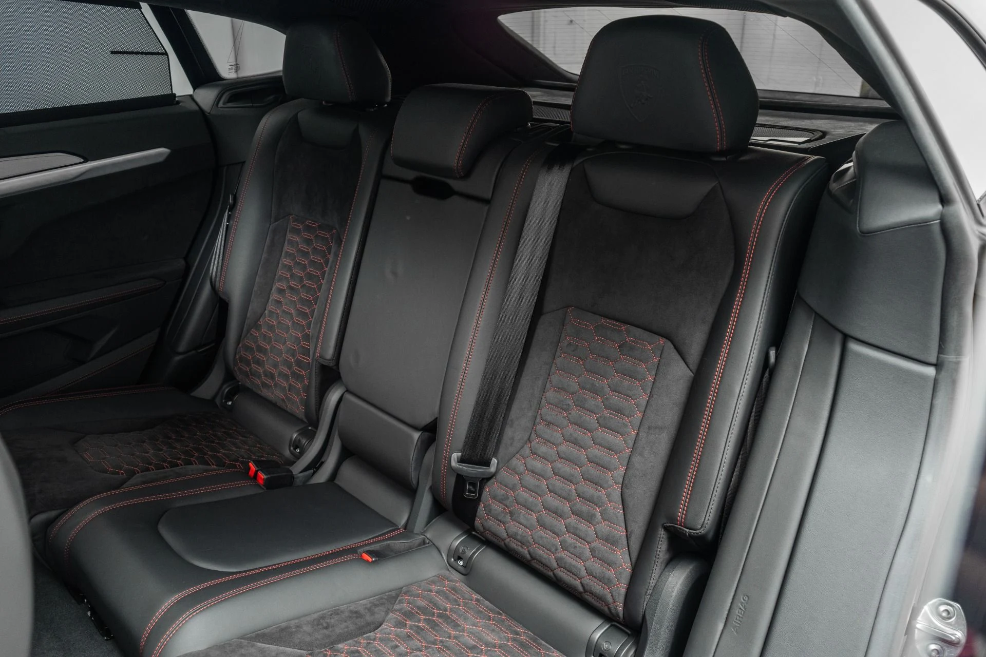 mph015_1369911013_Used_2021_Lamborghini_Urus_Q_Citura_Interior_Bang_and_Olufsen_Audio_1778530173_32291be226