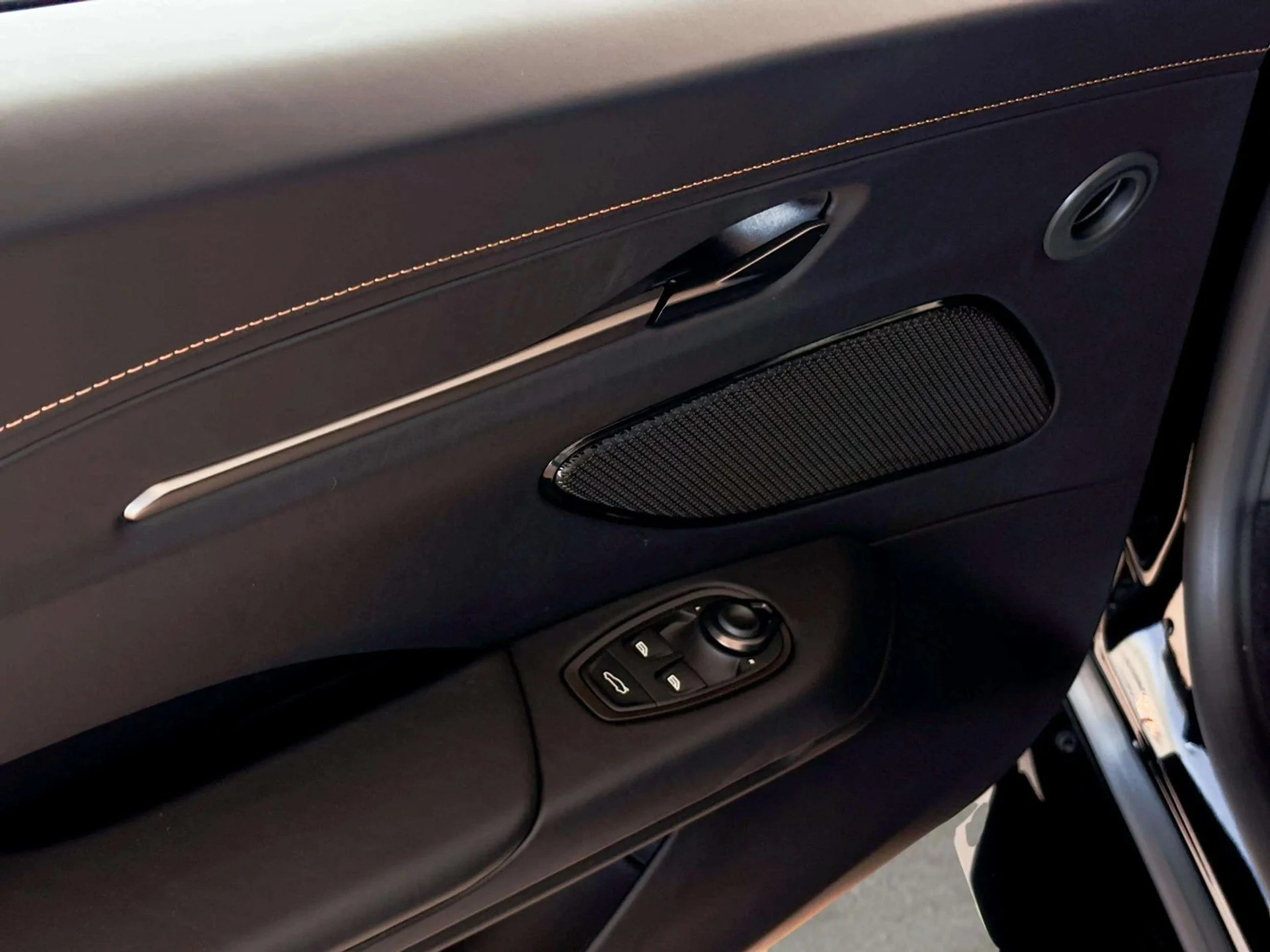 mph015_1374804964_af9d06ea_d98b_4198_b4cc_2118203064c2_5a6bb465ef