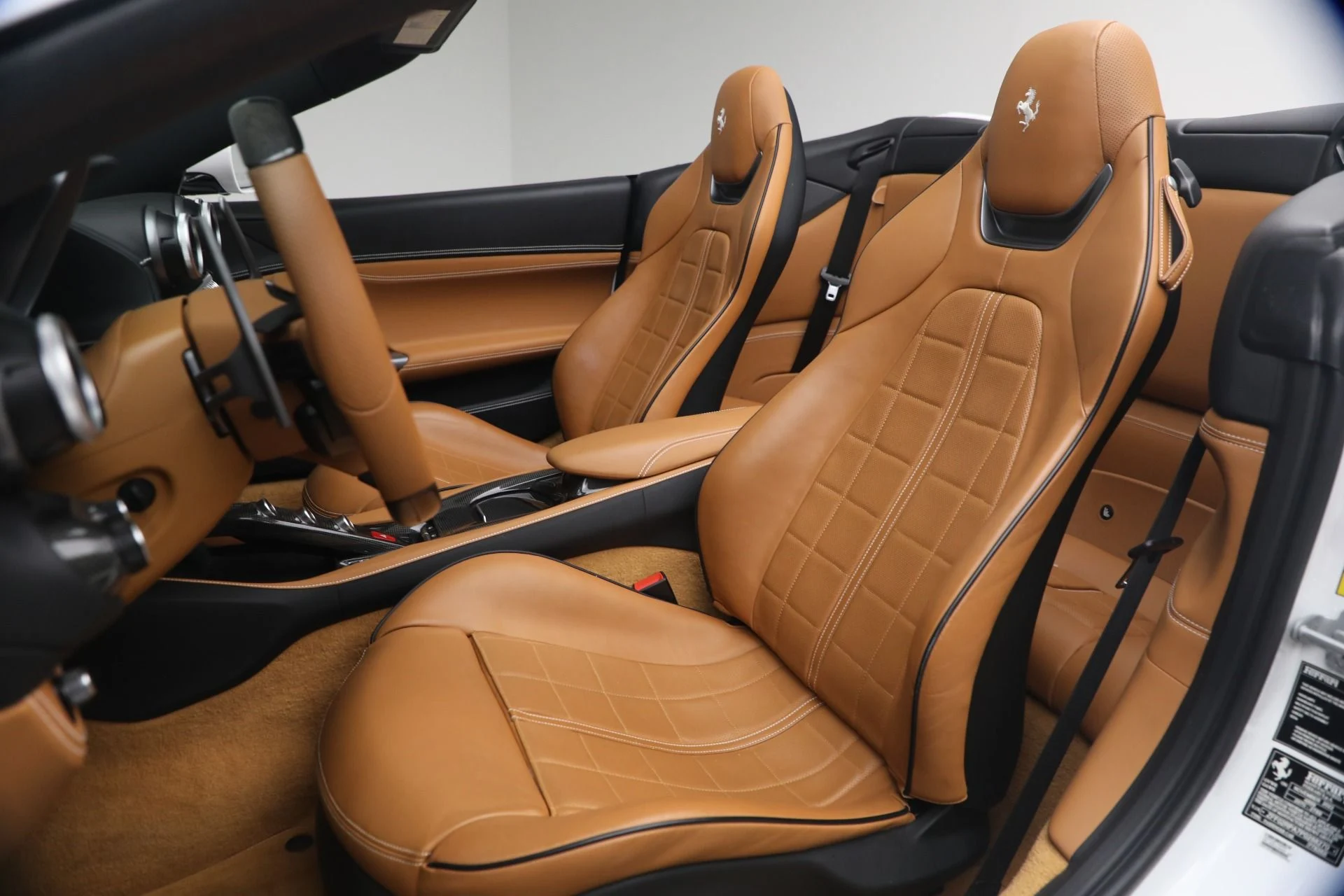 mph015_1375788861_Used_2023_Ferrari_Portofino_M_1778360641_53e1c95df3