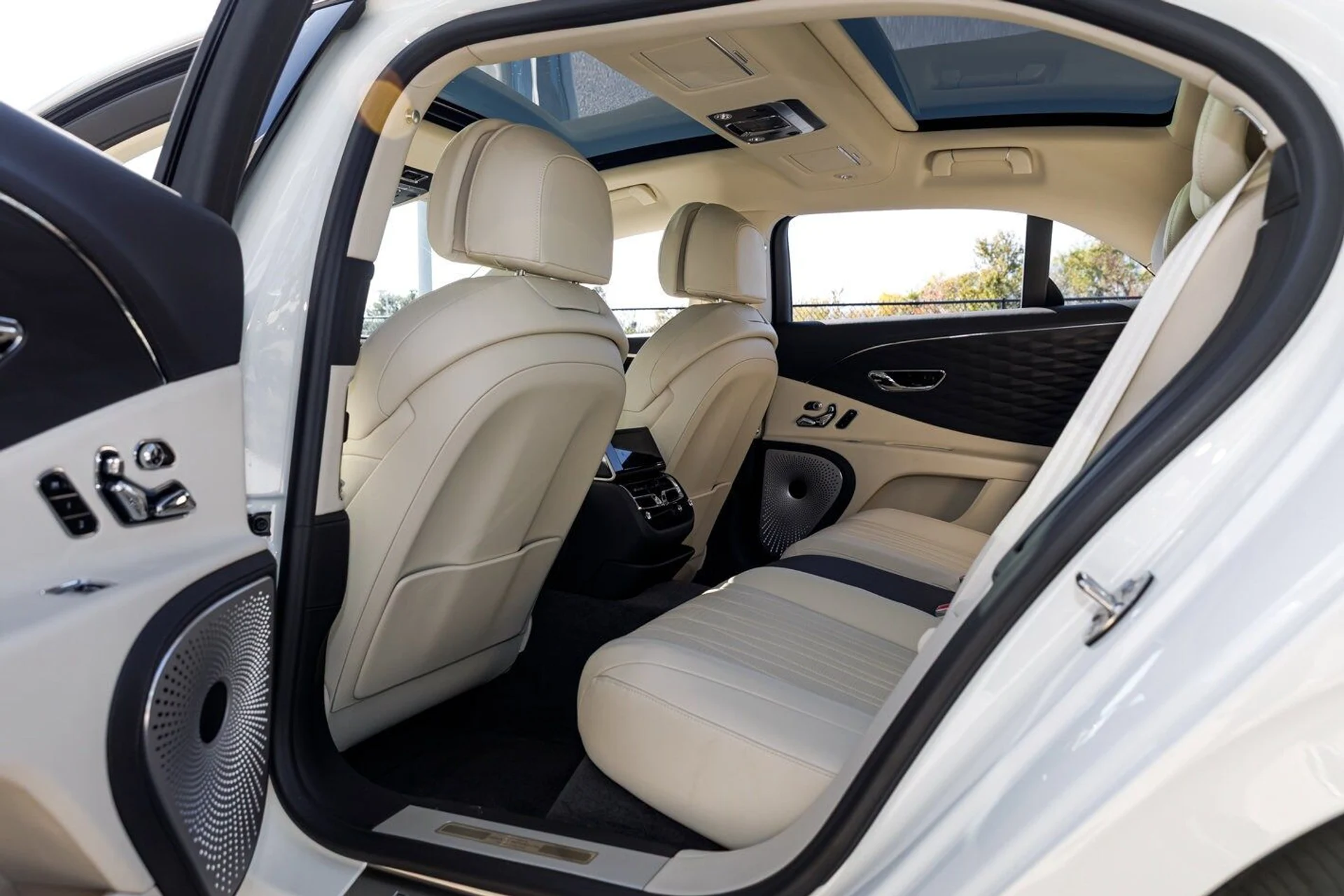 mph015_1376097493_16140b2ad41a8b232be28d5eacf9aa92x_1875bf492c