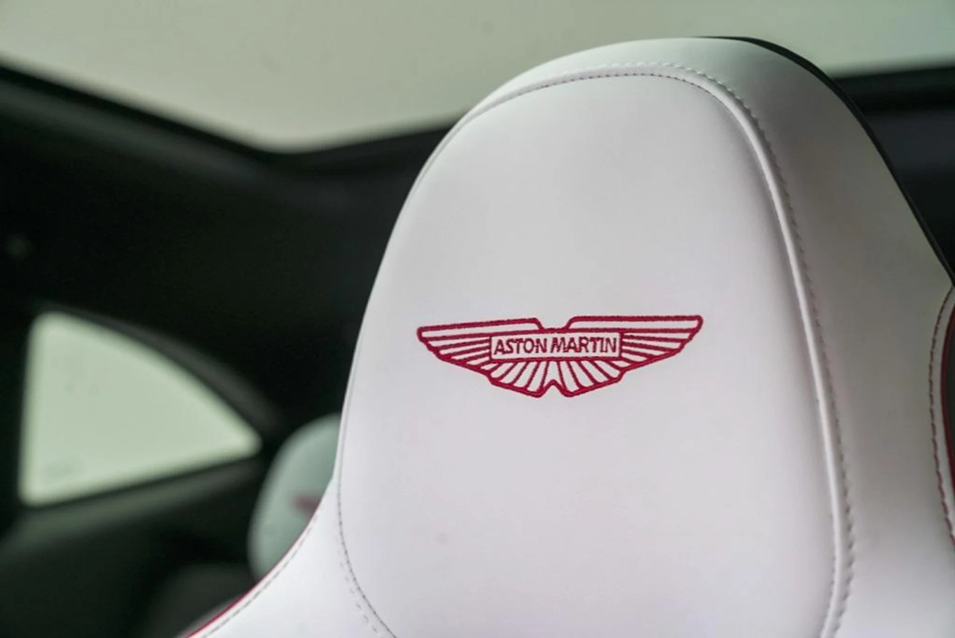 mph015_1389937242_b3ug_NU_b_Wq0_OQ_0vyr_AAL_Yn_x_Ao_639592dbb7