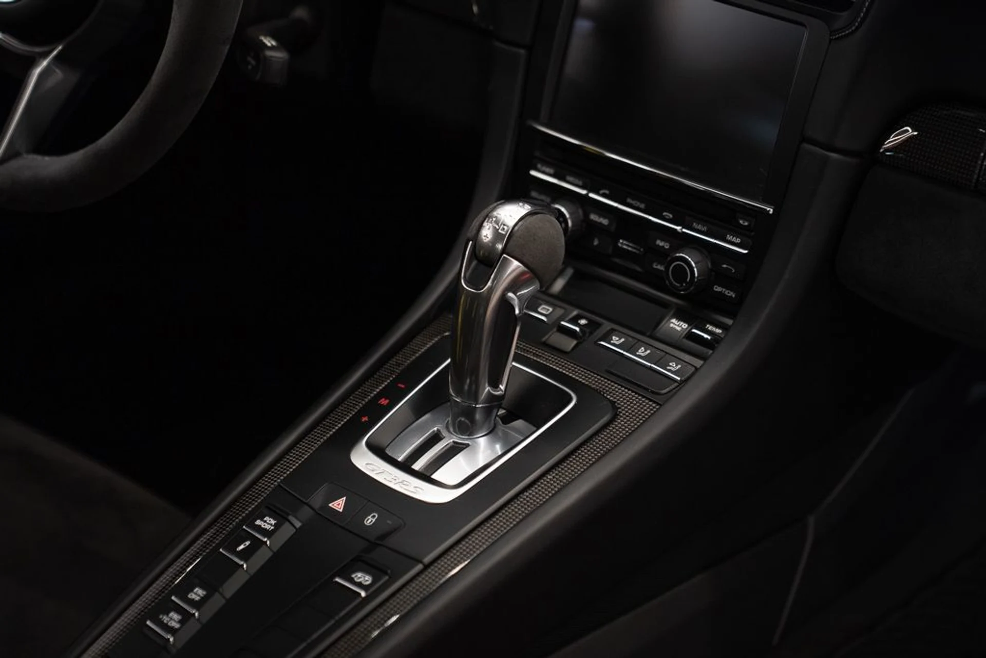 mph015_1391479612_porsche_911_2016_jpg_v_1777670076_100dbadd37