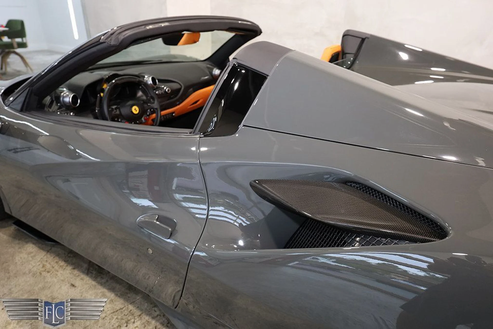 mph015_1402623248_used_2023_ferrari_f8_spider_convertible_9689_22975625_16_1024_2cf11d5042