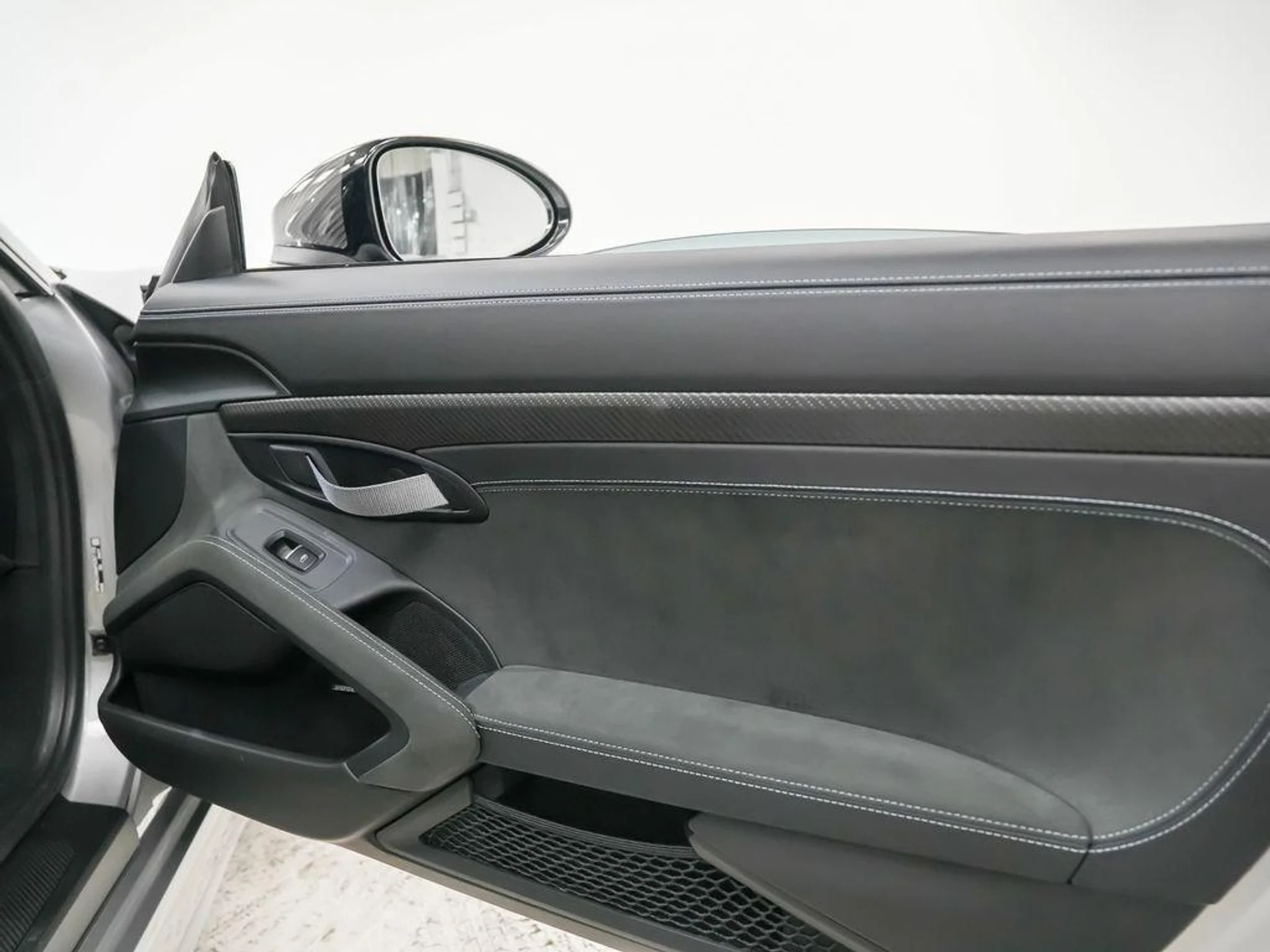 mph015_1408727037_EKS_Dxt7_Gx_Wj_Jfp_HDM_6x_a_Sc_C_Fe_Y_aa80ab04af