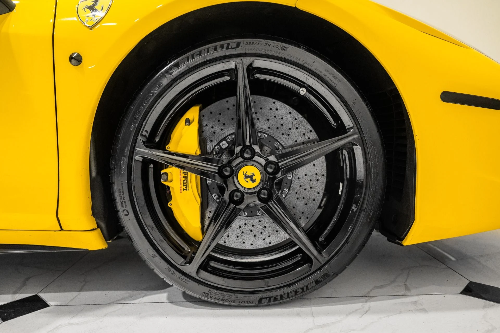 mph015_1413696057_Used_2011_Ferrari_458_Italia_1783955585_75e2608539