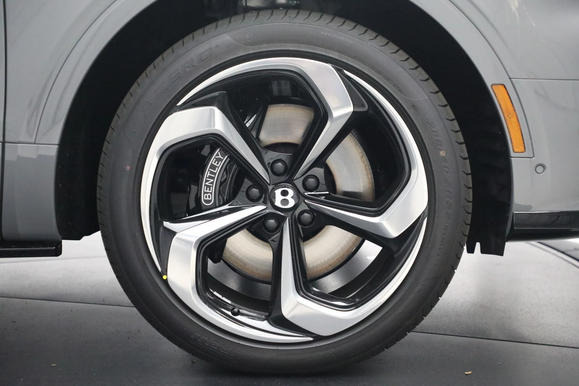 mph015_1421054591_New_2024_Bentley_Bentayga_S_V8_3f5952b81f