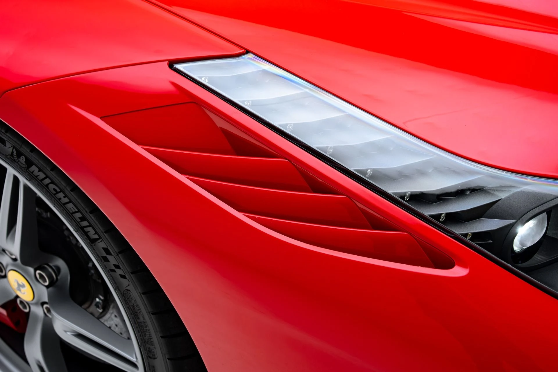 mph015_142287049_Used_2015_Ferrari_458_Speciale_1777334454_b826a7d726