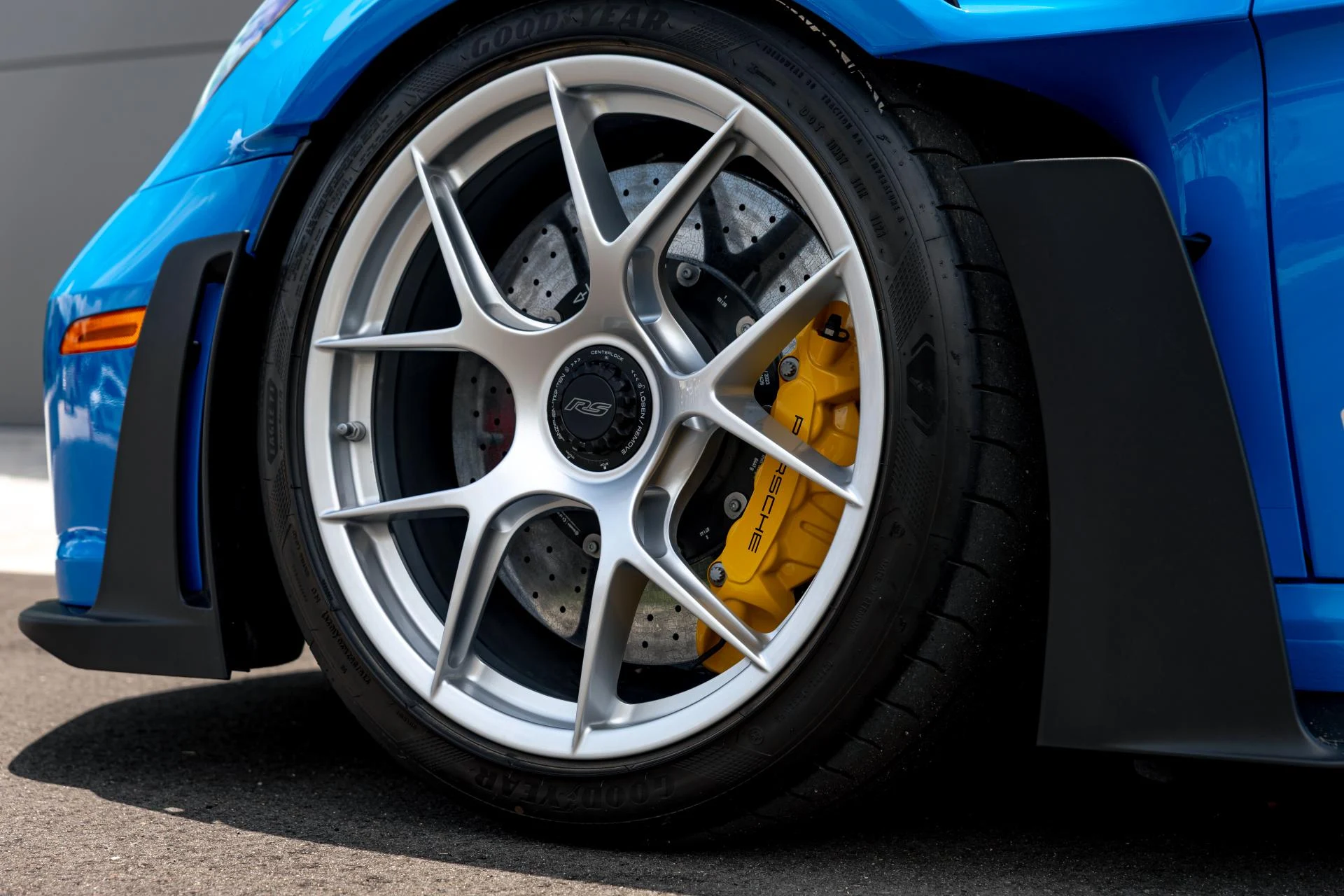 mph015_1424357124_551_p16_l_da9f169672