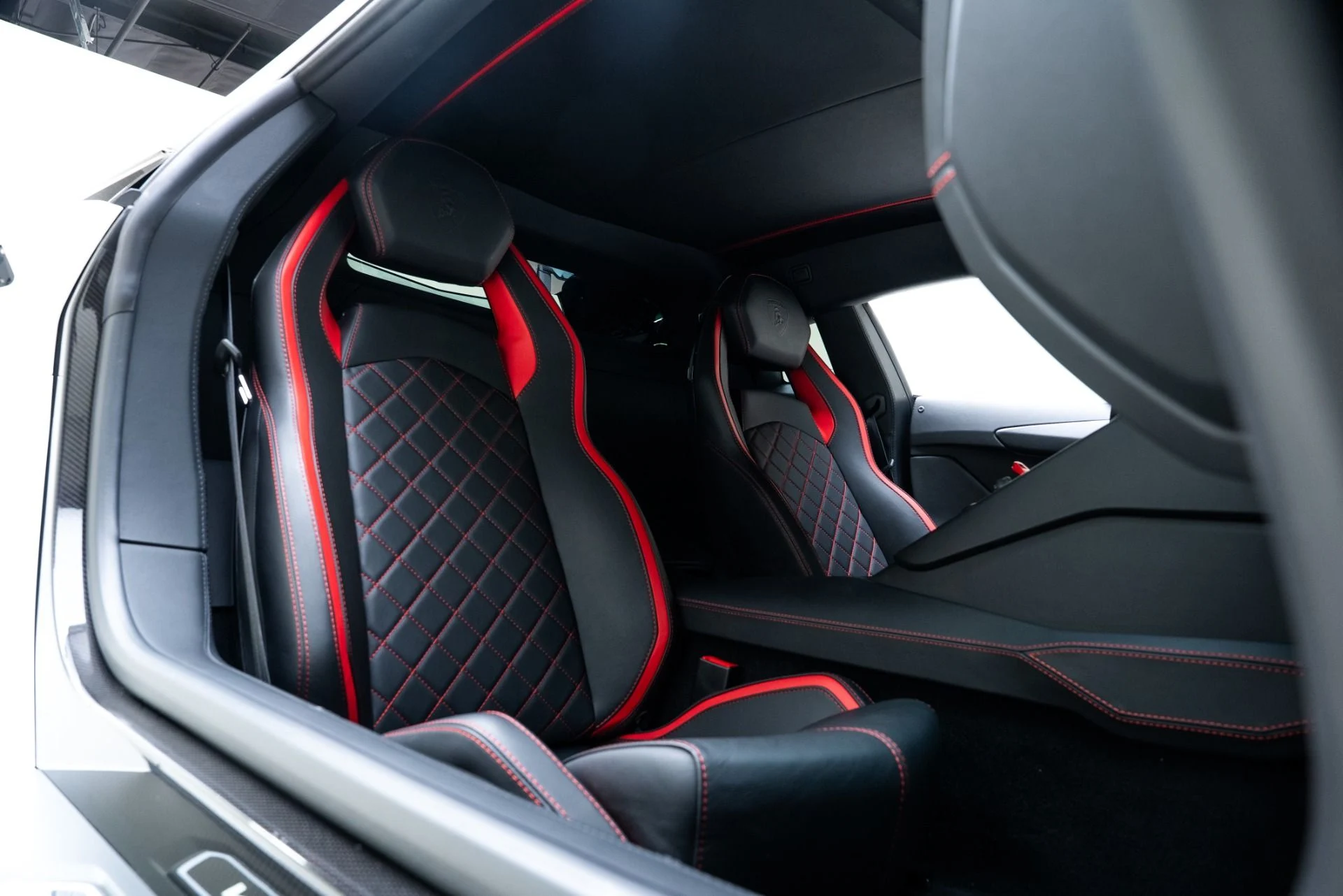 mph015_1431477975_Used_2017_Lamborghini_Aventador_LP_740_4_S_1775604663_7a7b965114