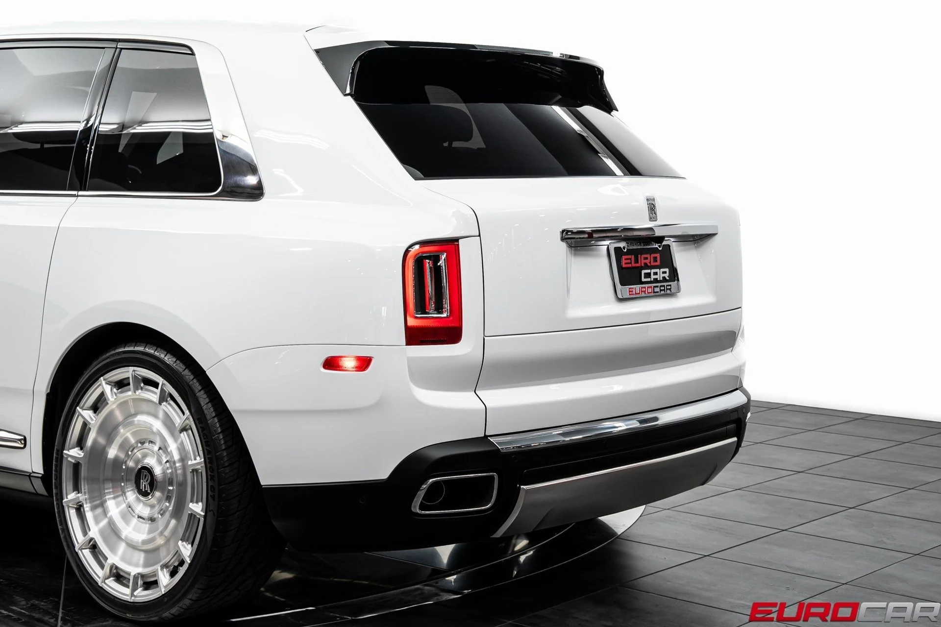 mph015_1435018523_image_16_04d8e62f80