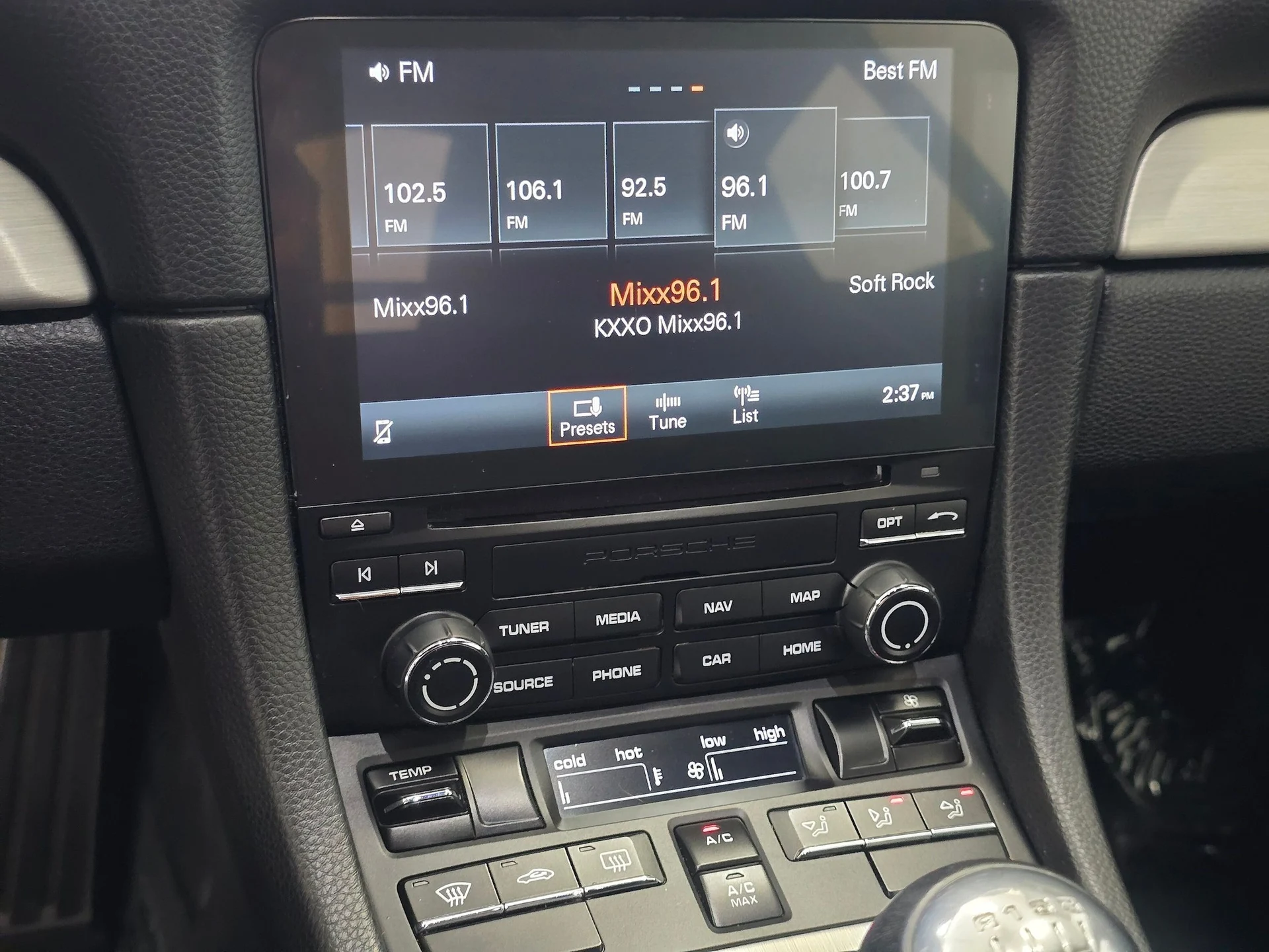 mph015_1440086854_640bffb9376ac9d2b58a62b92239e1aax_6438fee0a8