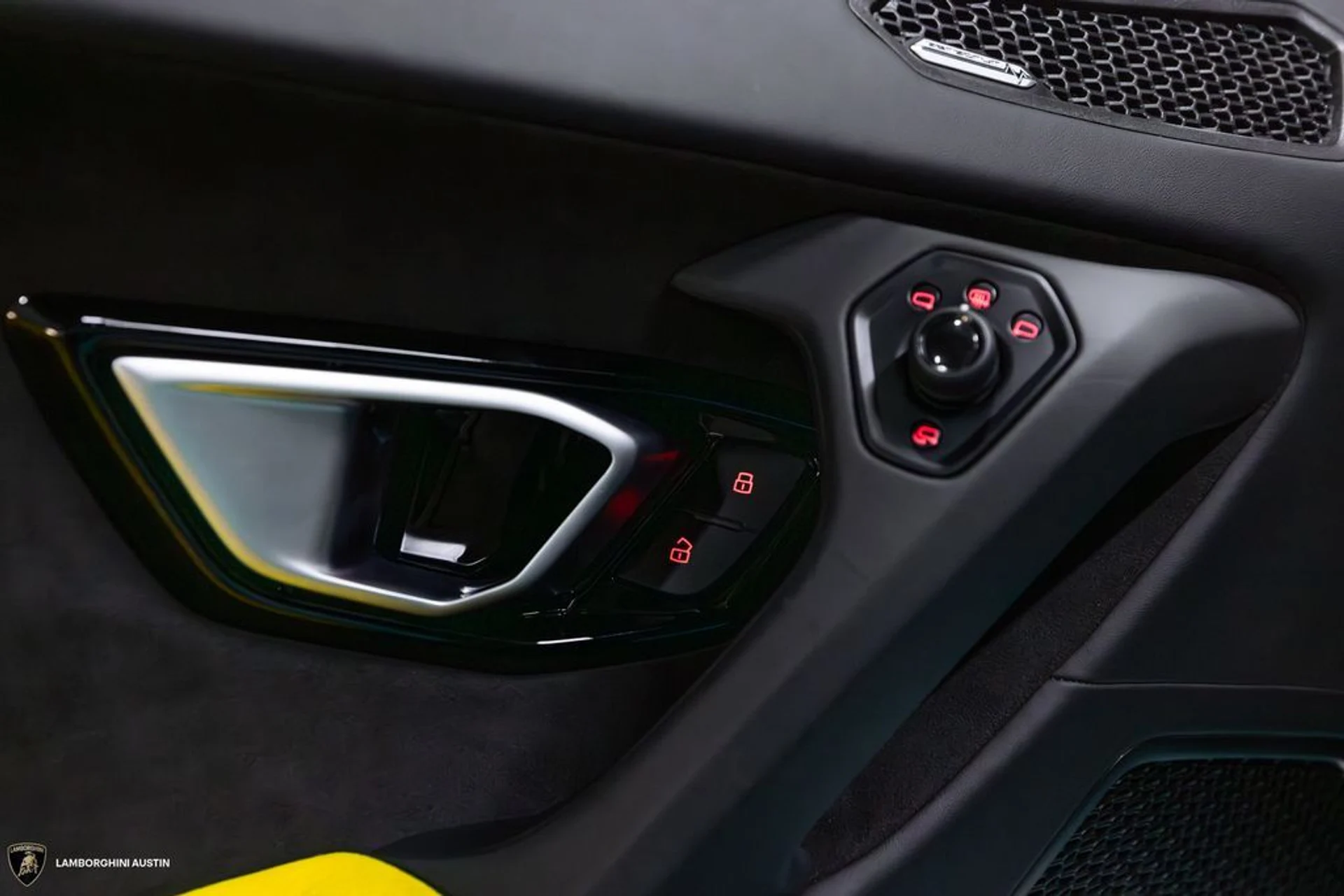 mph015_1445702040_7717cf1fe99258530a16c1a027945e19x_d7f3df7e29