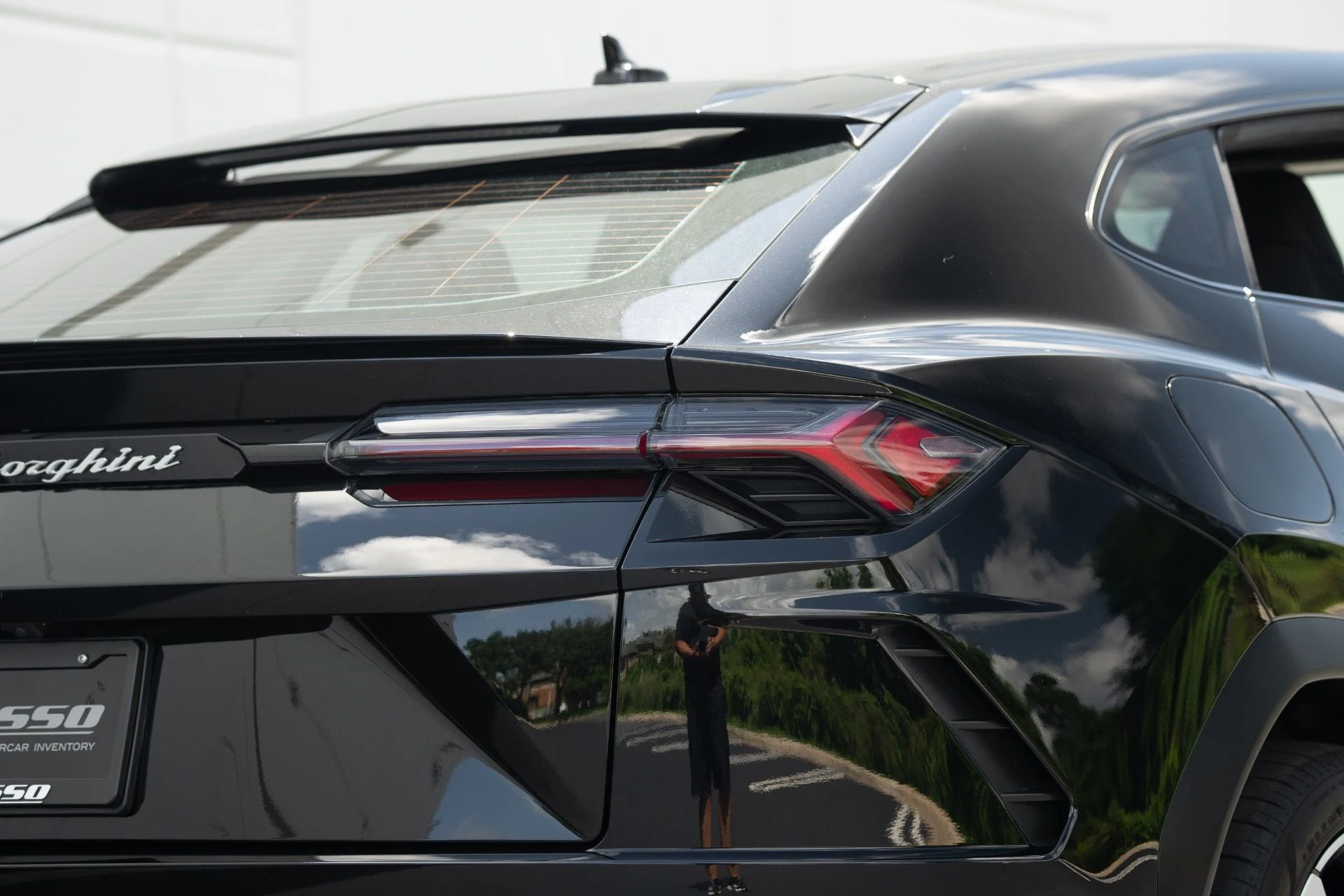 mph015_1448196852_Used_2020_Lamborghini_Urus_1758836559_466c33a9a5