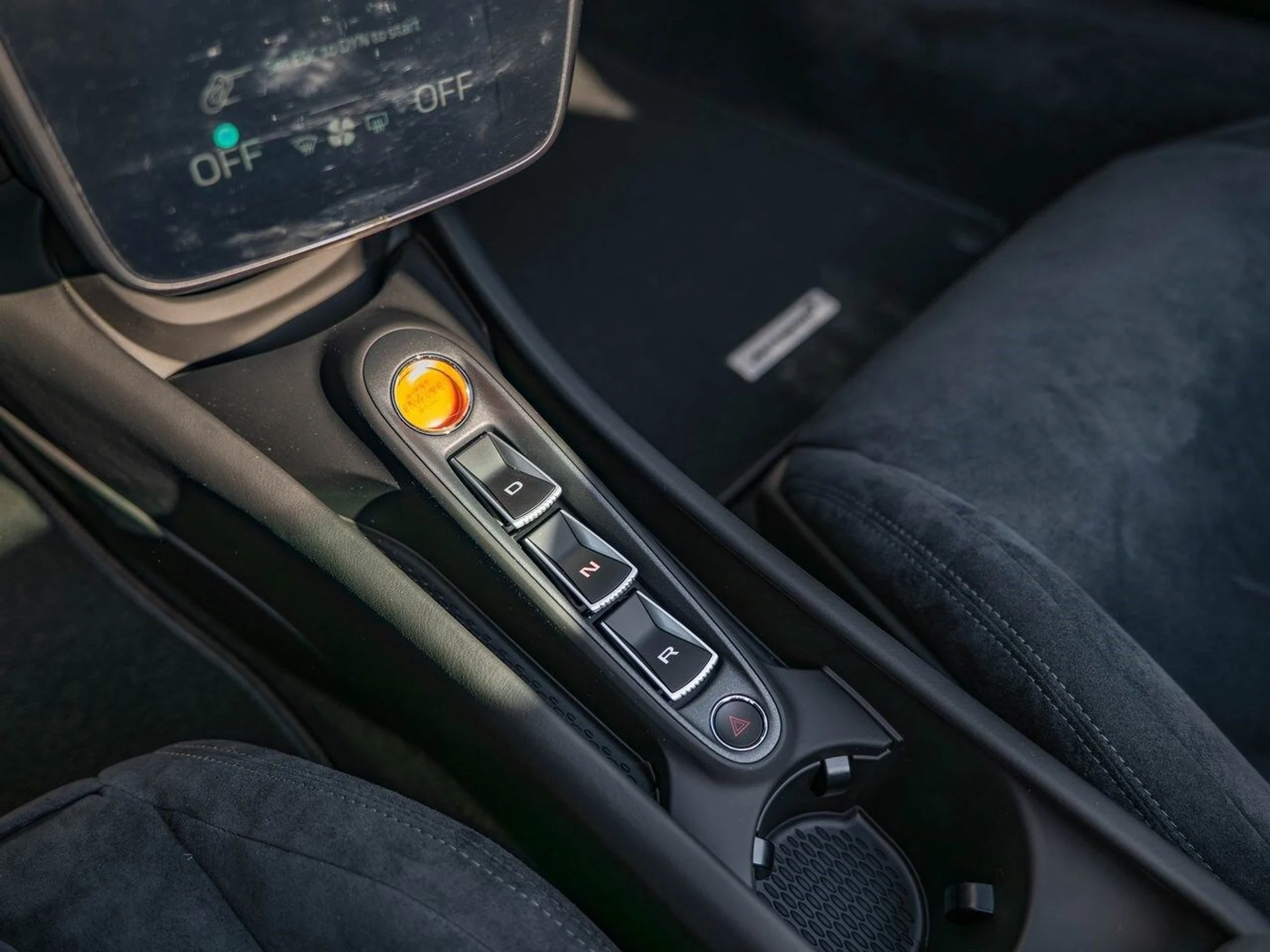 mph015_1453559559_b24a3a0bececd4504ff6eb4972a27c75x_9c8615cdbf