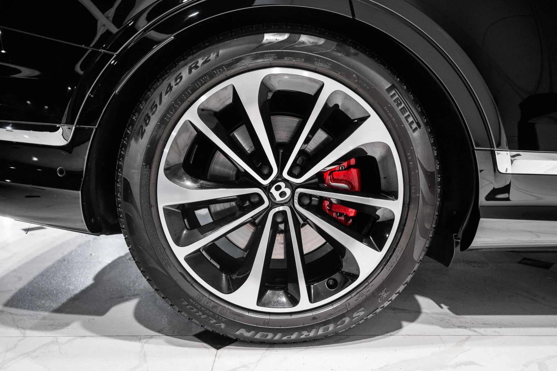 mph015_145647416_Used_2022_Bentley_Bentayga_V8_1773164215_a620a7a77d