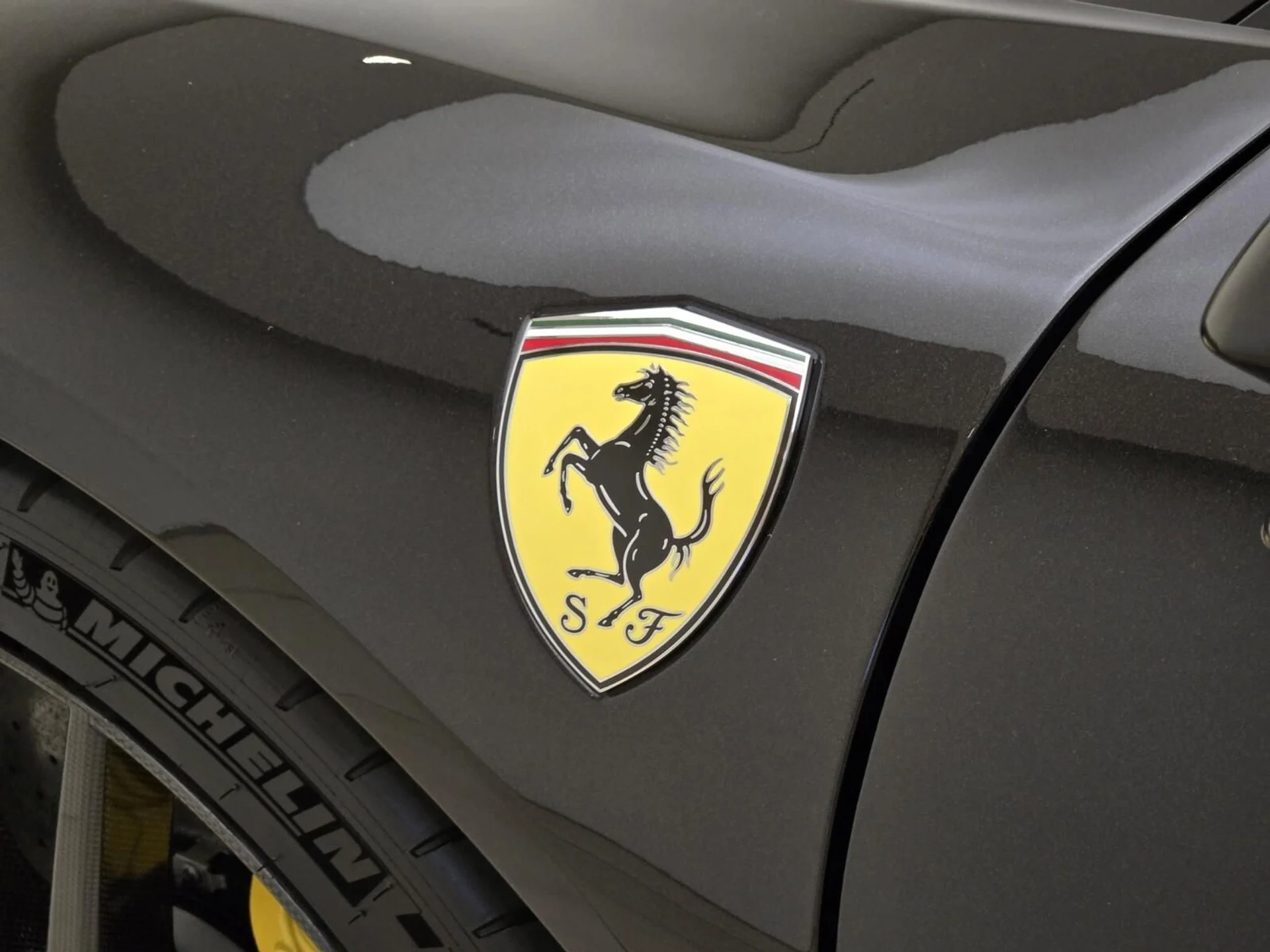 mph015_1459681641_Used_2023_Ferrari_SF_90_Spider_1762329121_04c4eda54b