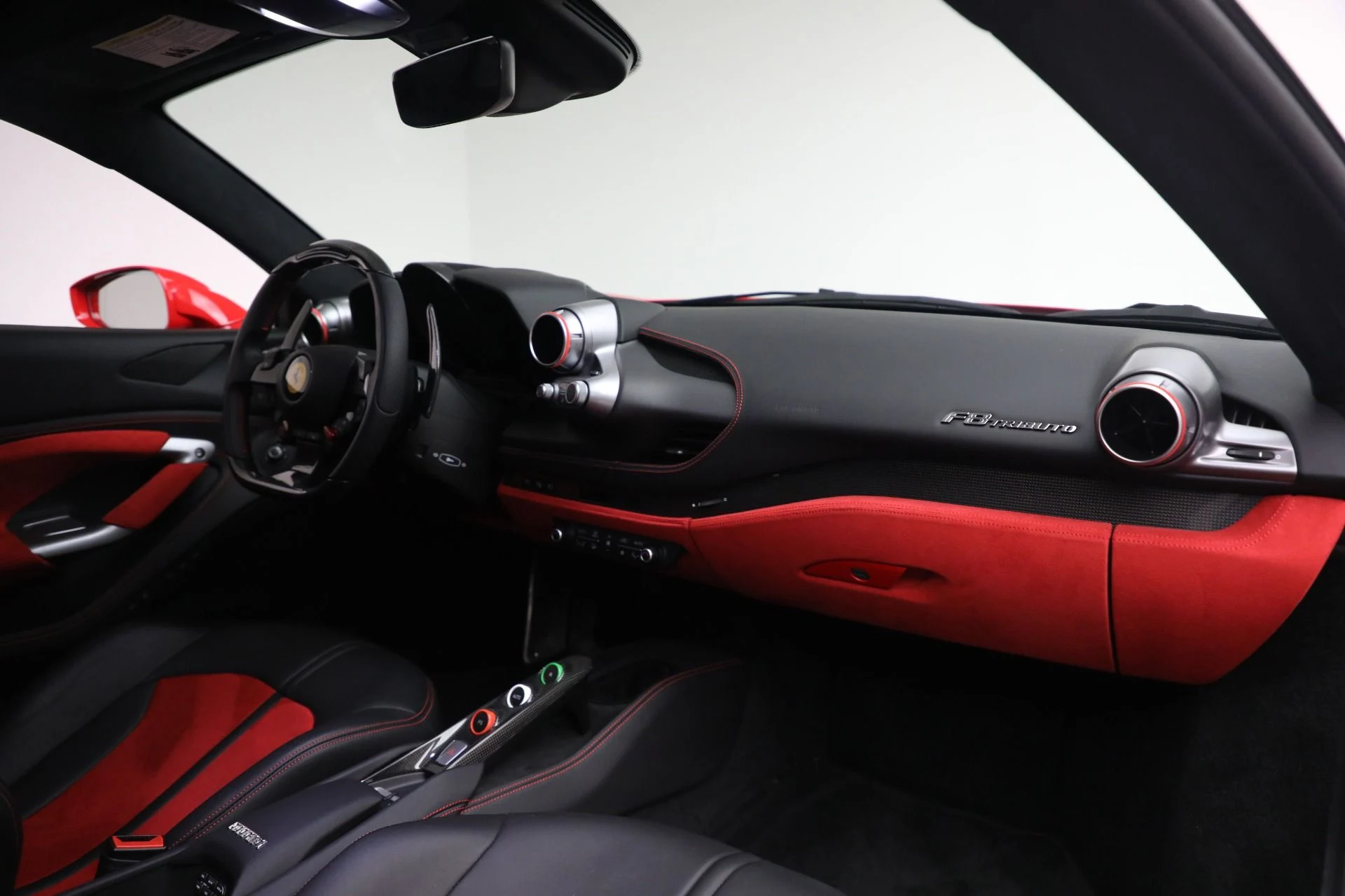 mph015_1469570469_Used_2021_Ferrari_F8_Tributo_f81fa2cac7