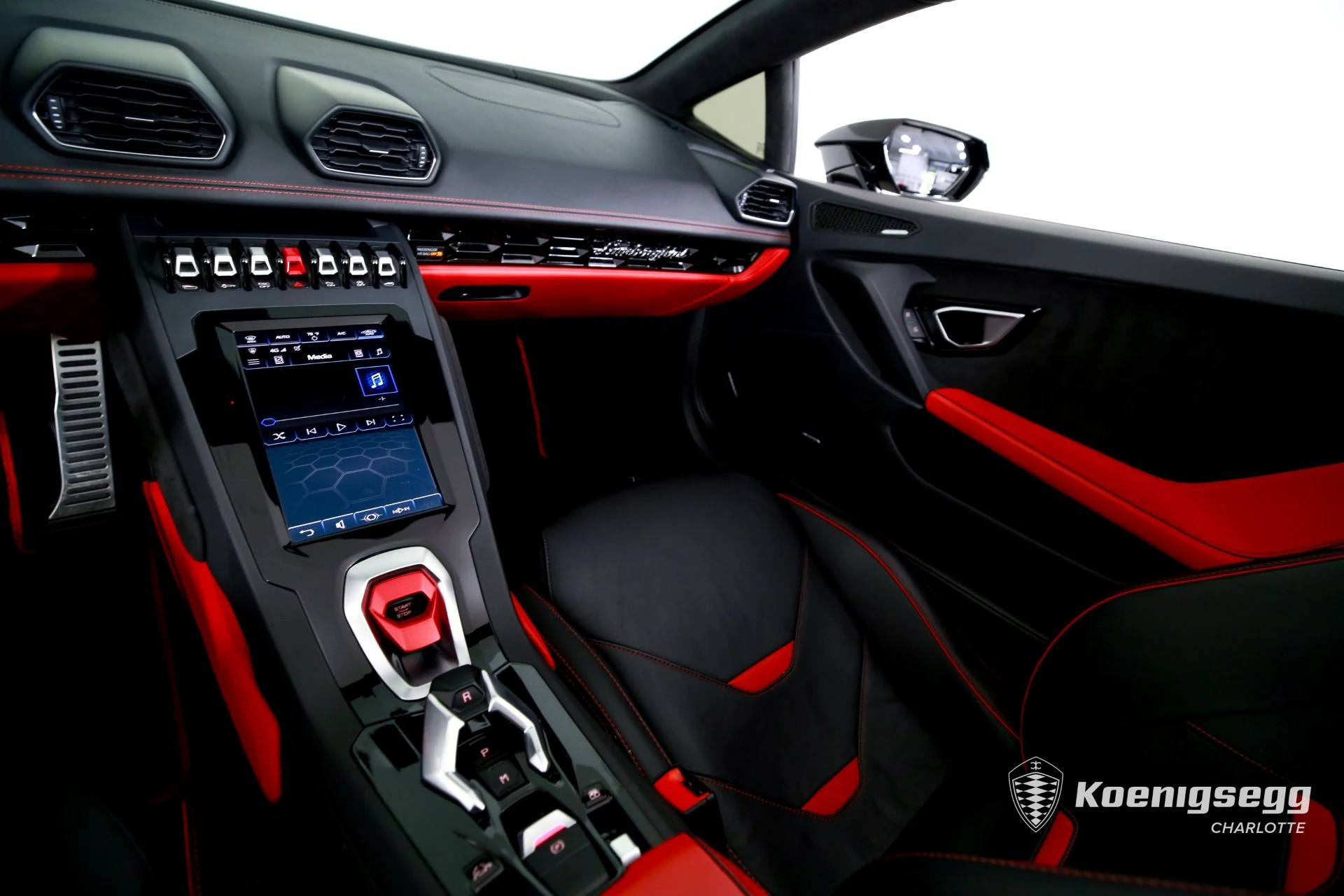 mph015_1474227164_Used_2023_Lamborghini_Huracan_EVO_Spyder_1761056229_af677027d5