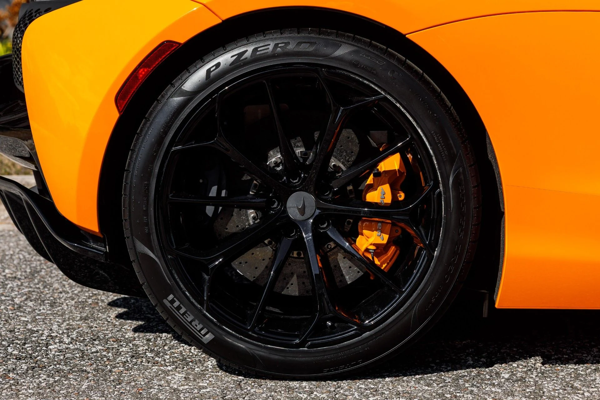 mph015_1477053904_653_p16_l_184ef4f30c