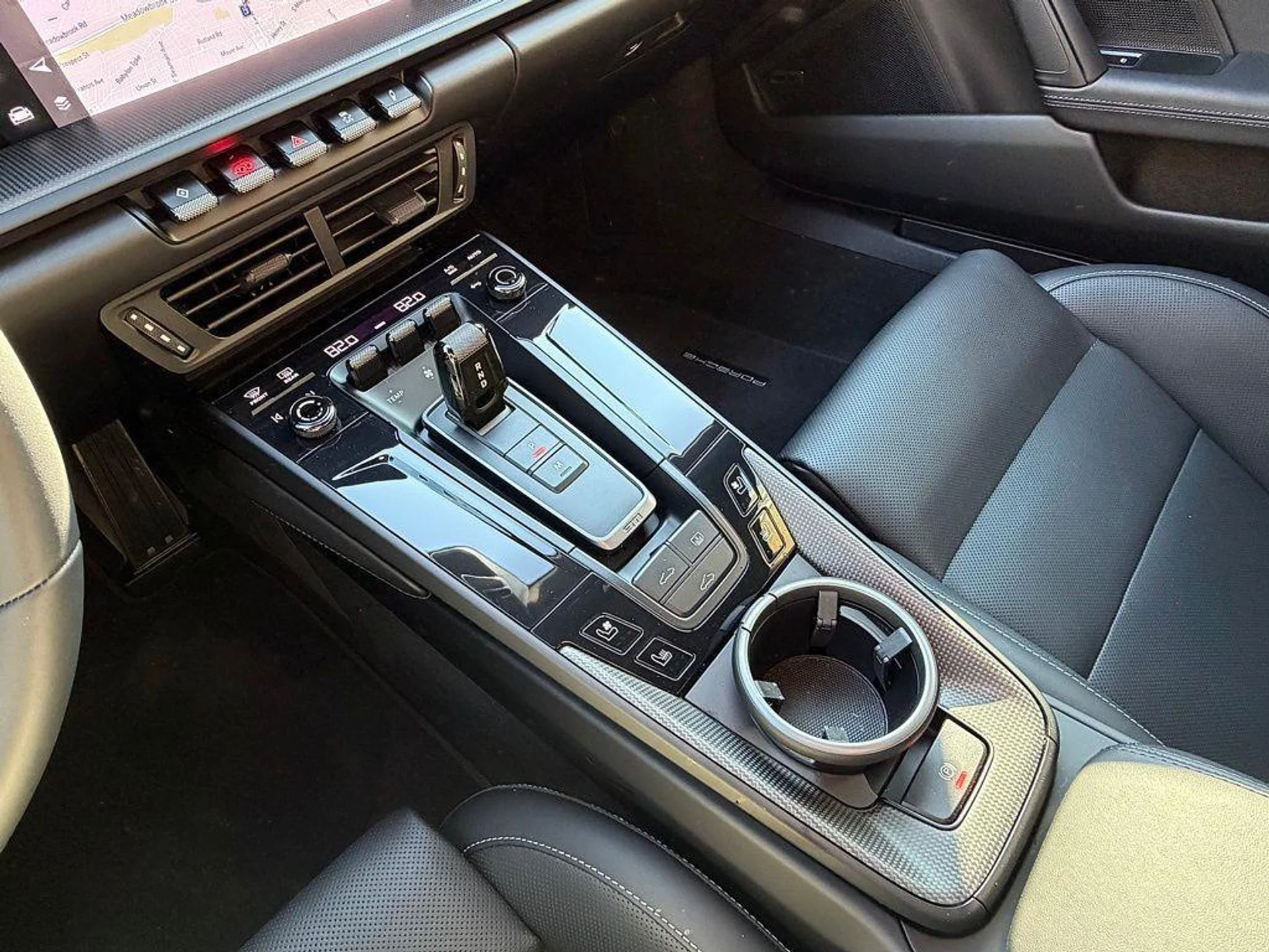 mph015_1477953735_gwa_N2_N8_G_Fwn_M_Sw_Fl_Wejm7r04_6c5c1ddf63