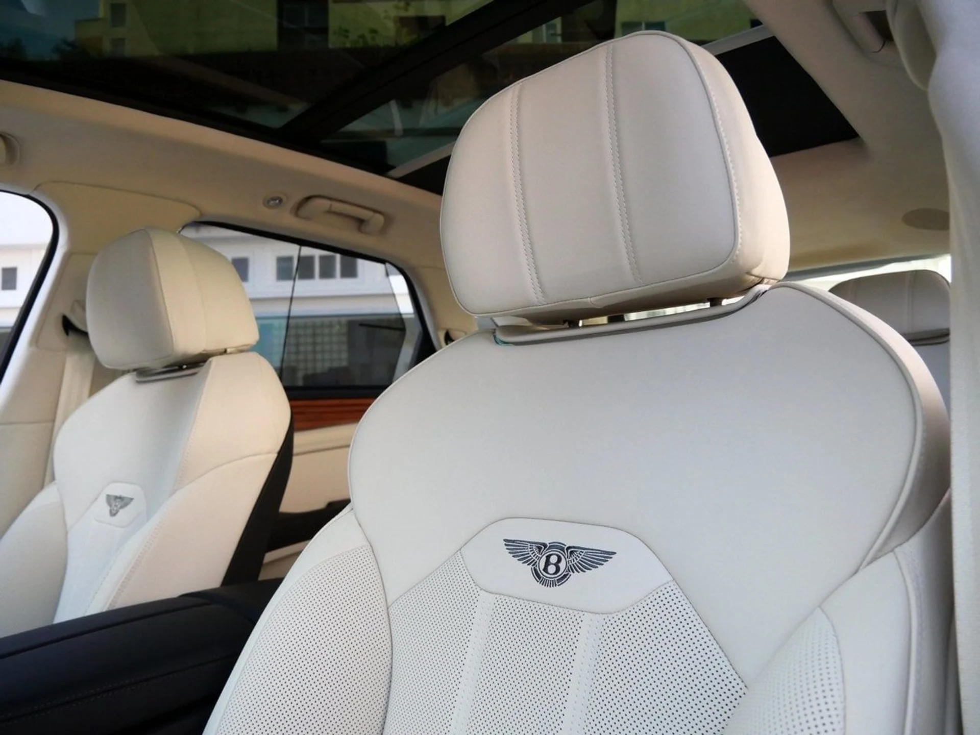 mph015_149448544_2a62f4656b92543595057ee1abc4519cx_37295a338b