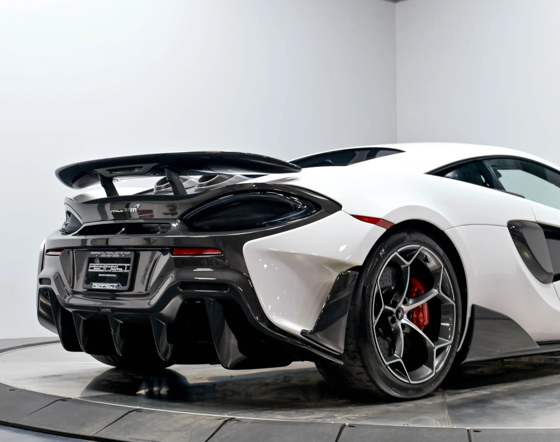 mph015_1496723413_Used_2019_Mc_Laren_600_LT_Base_1782155370_e0c6129ea7