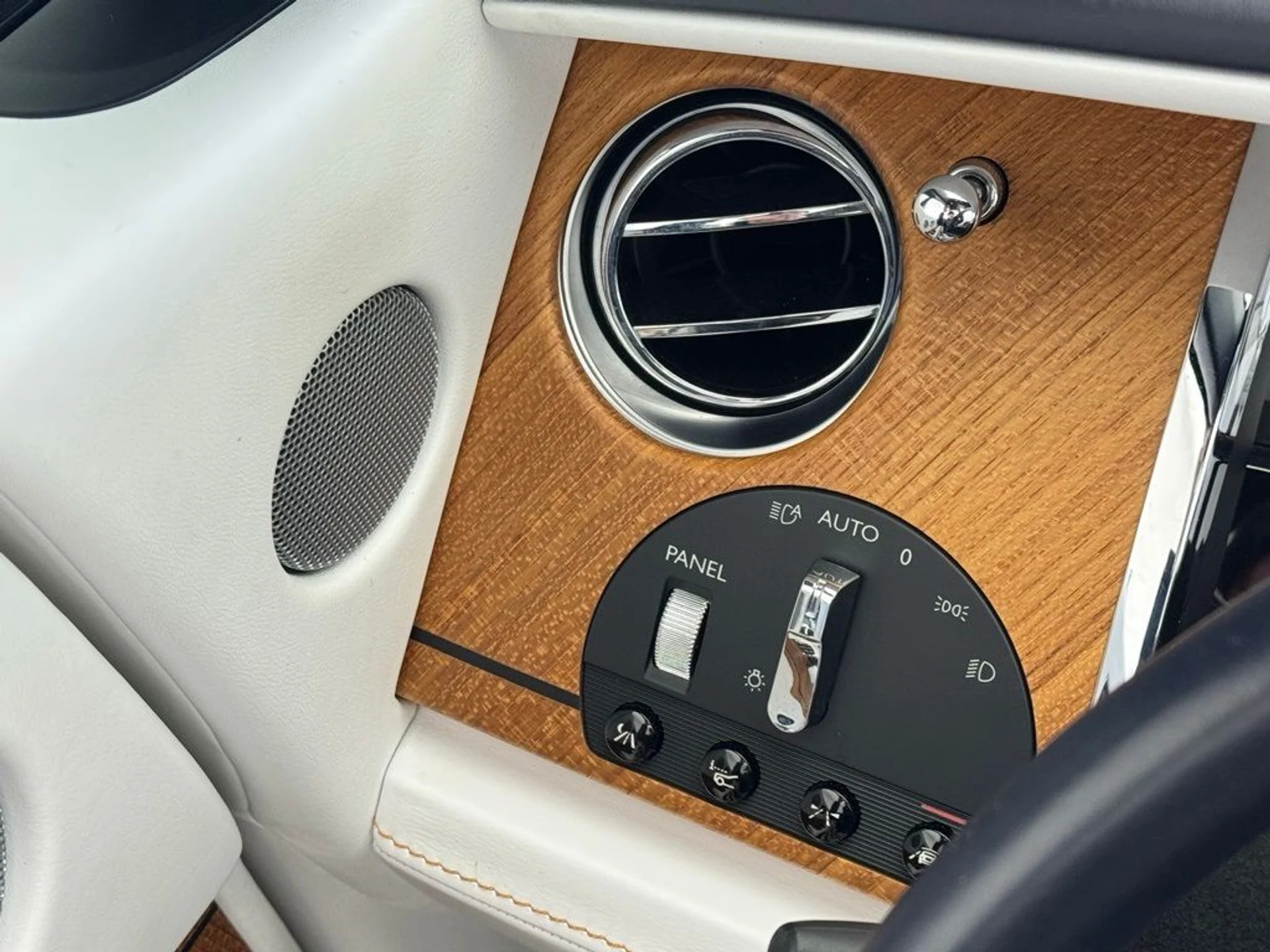 mph015_1505666234_ntv1jmnh4mr1q4q6tvkijlj51b7h_c203196a91