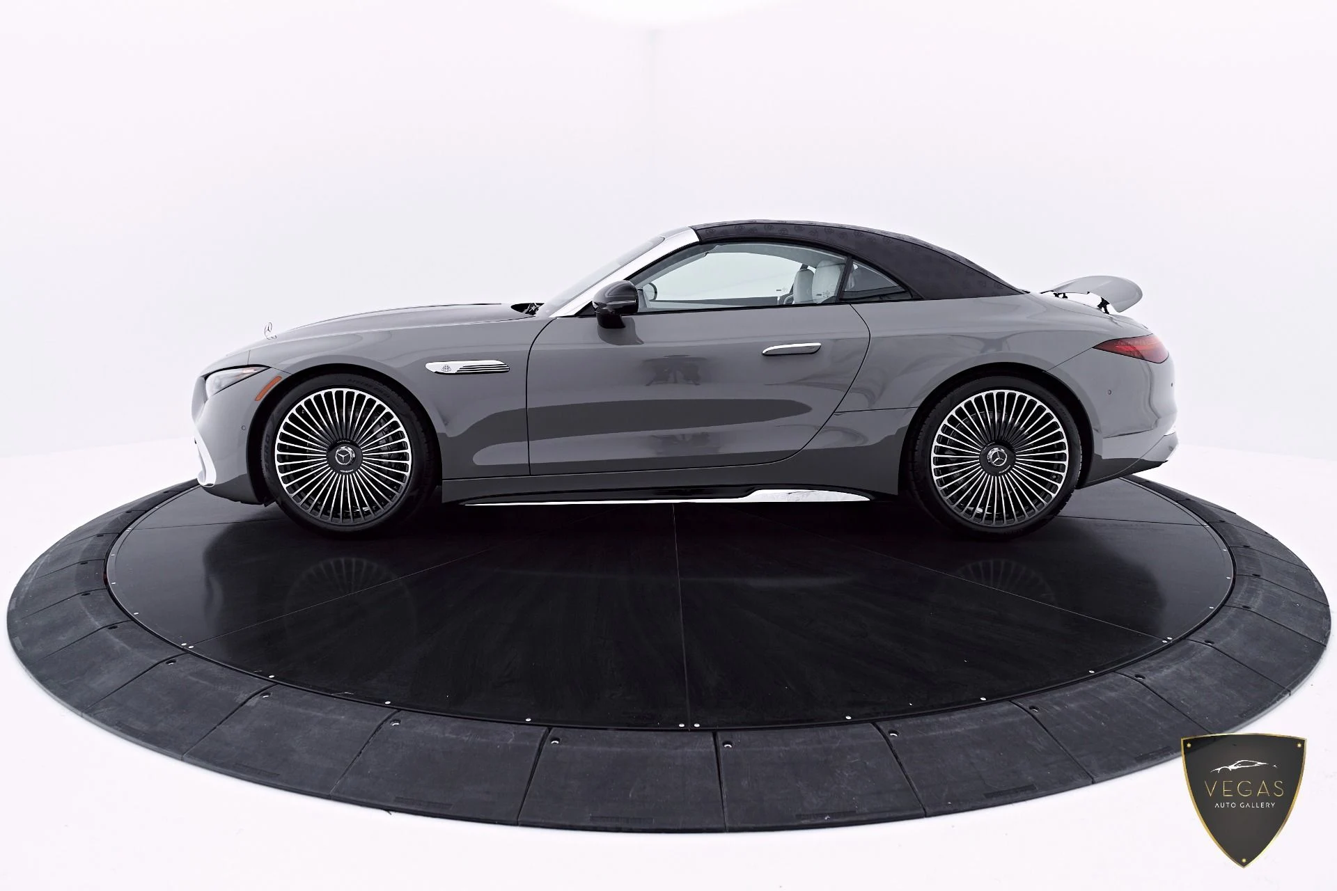 mph015_1507888832_Used_2026_Mercedes_Benz_SL_Class_Maybach_SL_680_1782236007_ff8dddf2e2