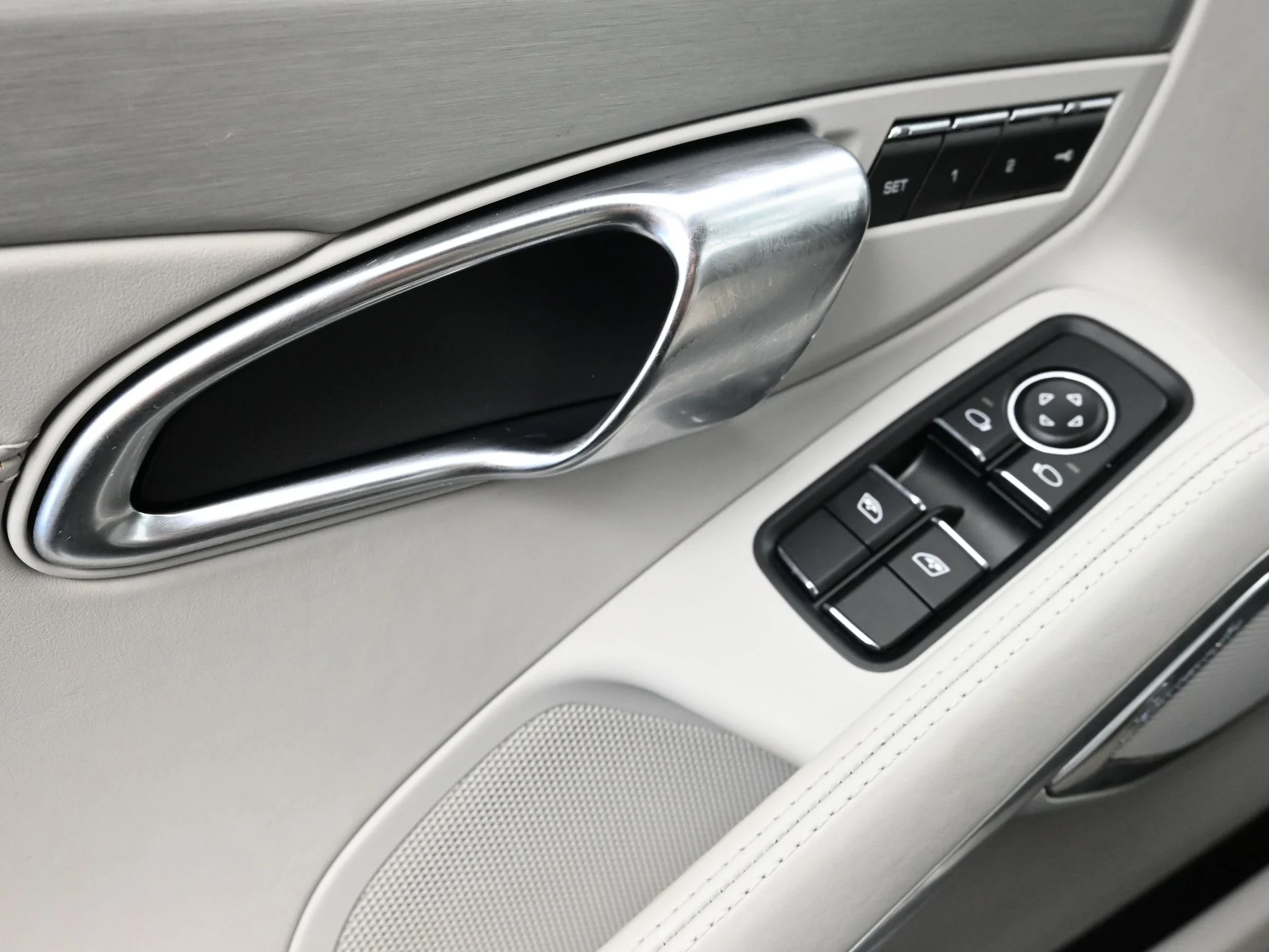 mph015_151057765_37a88dd236ec49578cdf5ad7815cc7d6_c2e8a246a9