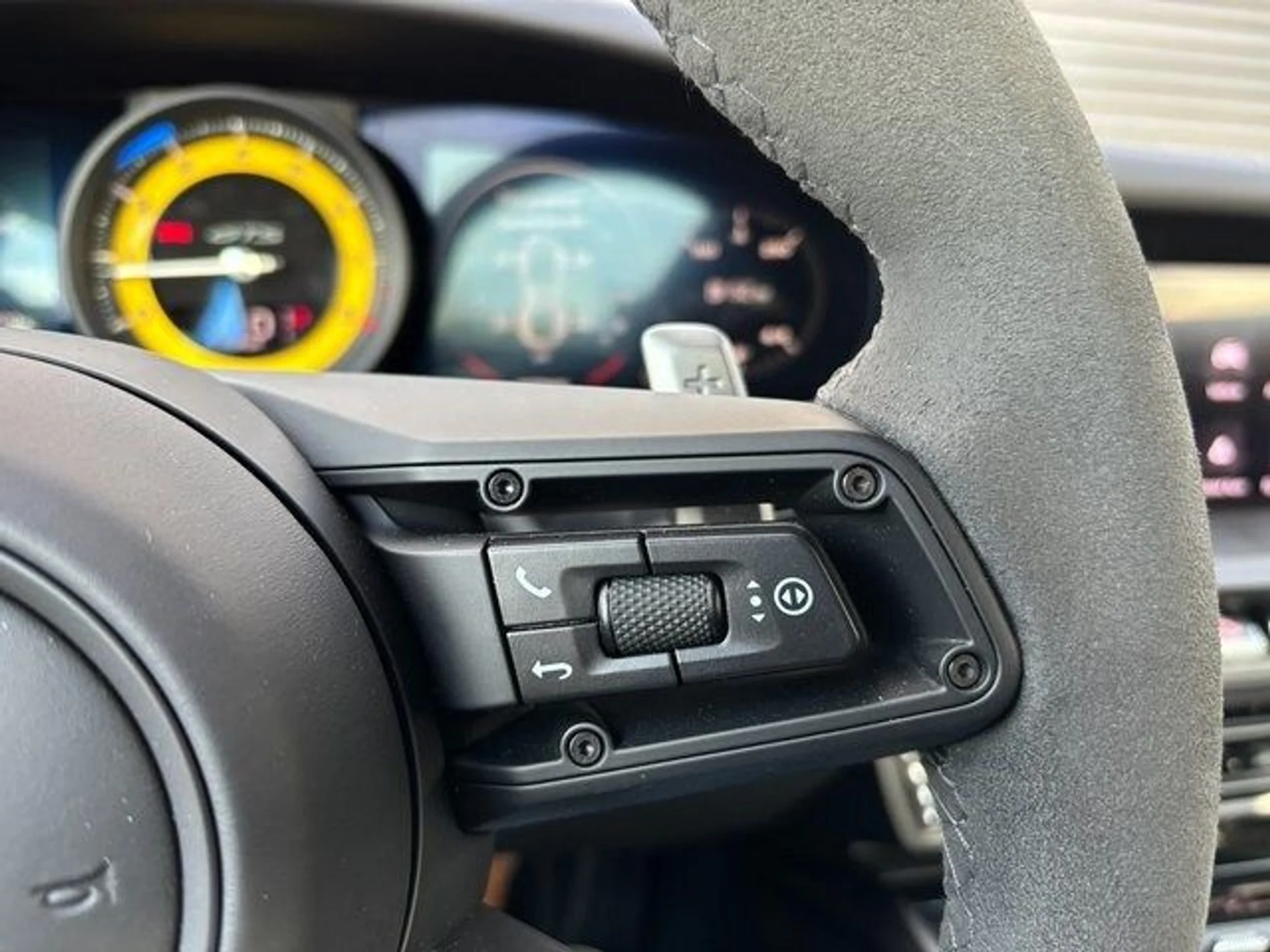 mph015_1511840890_215e0e3713a717d5cbff498d7e8591d7x_97703d79bd