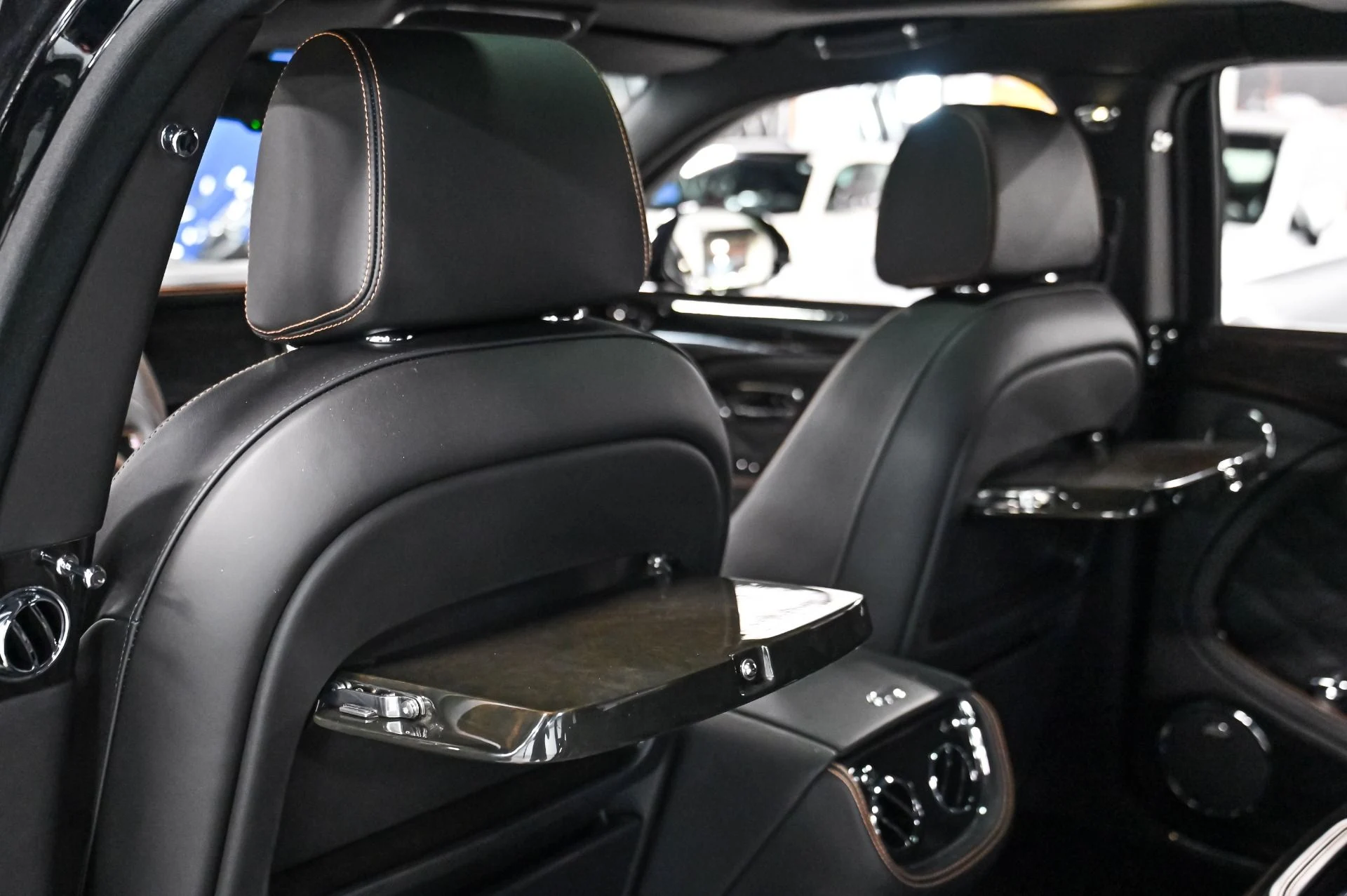 mph015_1513423094_Used_2016_Bentley_Mulsanne_Speed_1755121422_70037b2997