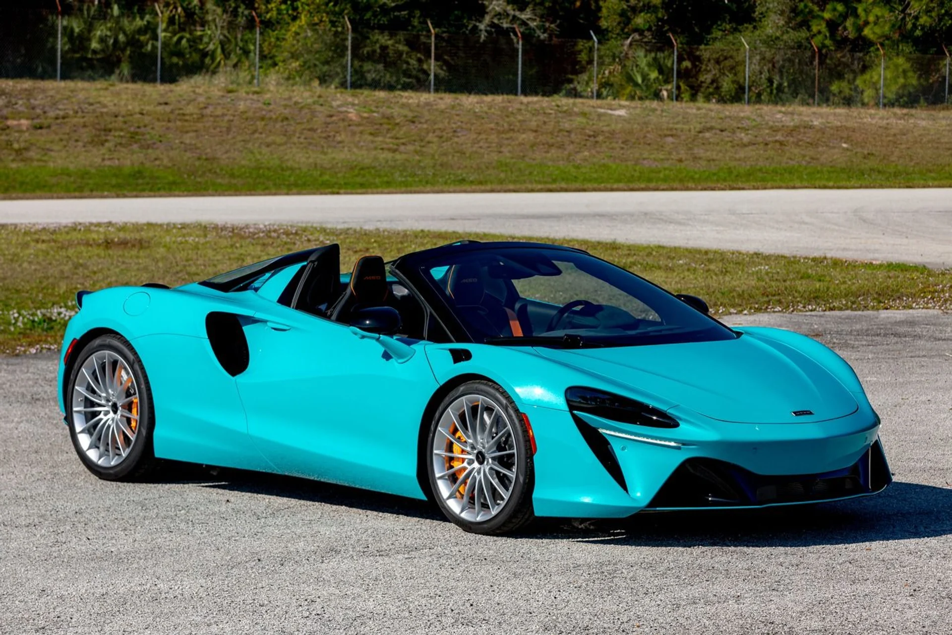 mph015_1513922901_New_2025_Mc_Laren_Artura_Spider_Performance_06dff42cde