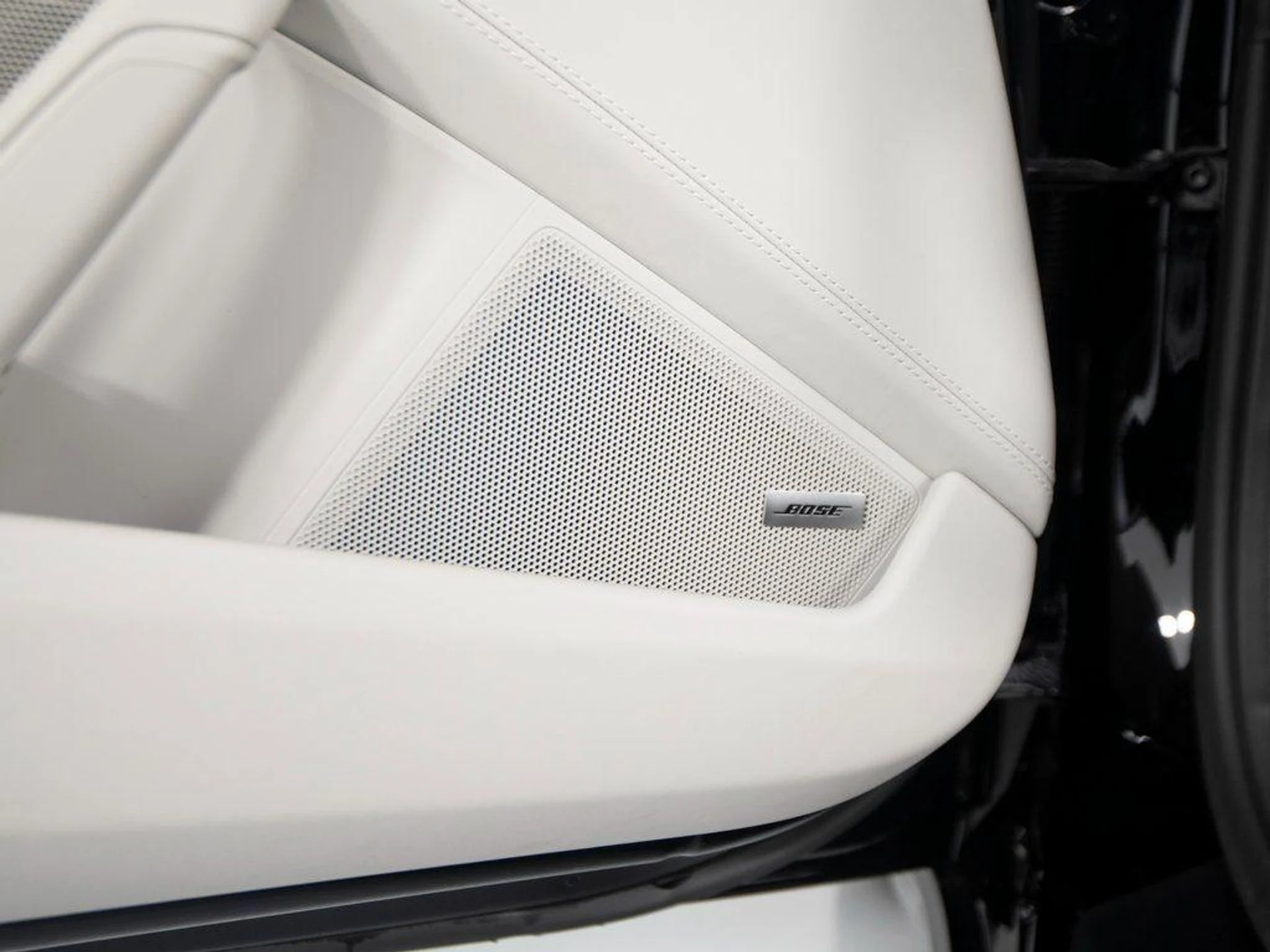 mph015_1514826941_we_D5io_Y6_Gu2_G_Ouf_Nel5t9f0l_TWE_14ea2fd0cb