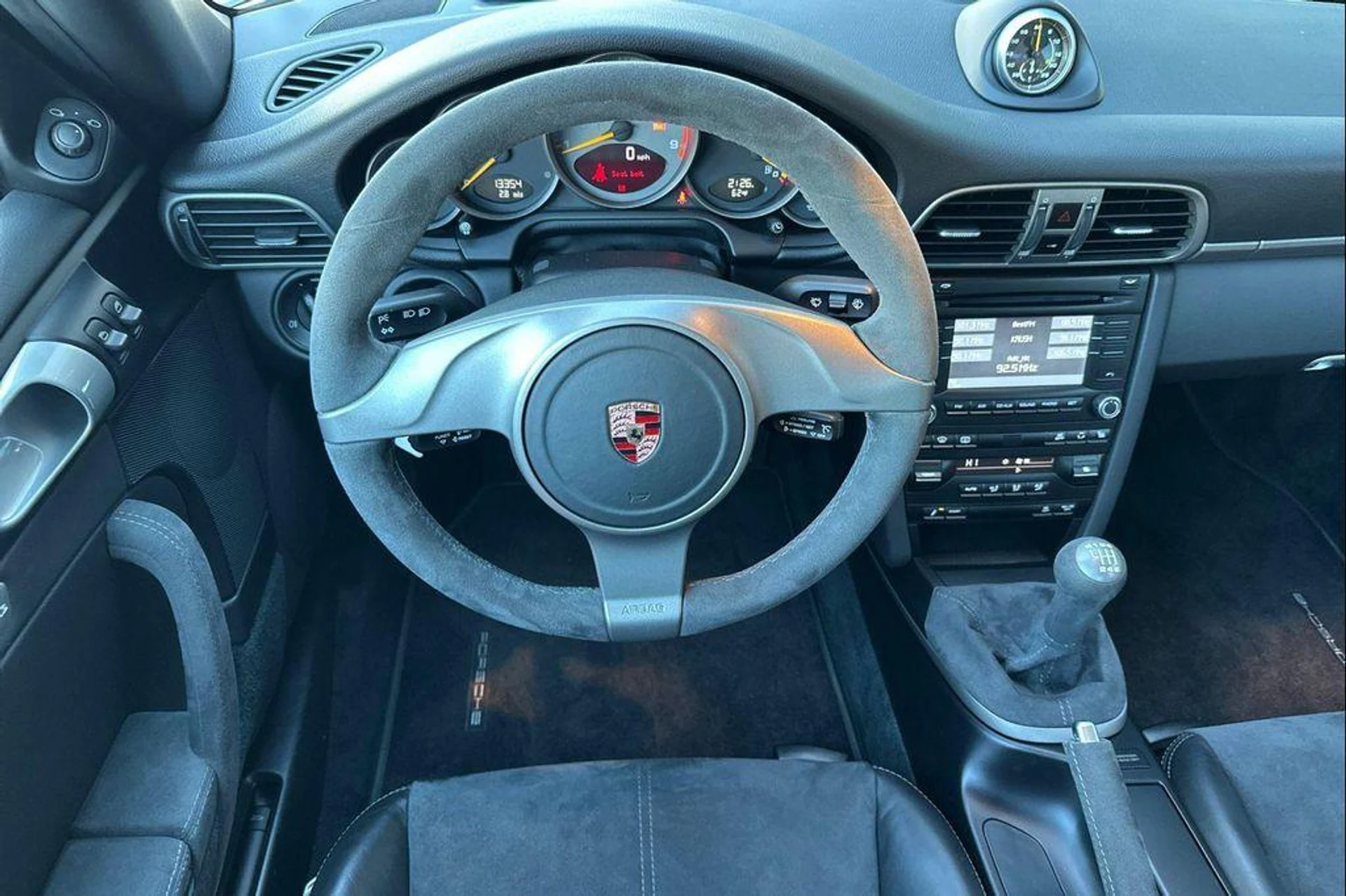 mph015_1517667661_1ue3lm_M1_PJA_Hxq_Ubd_Iz1_X_Sk_3k_A_3ac4962386