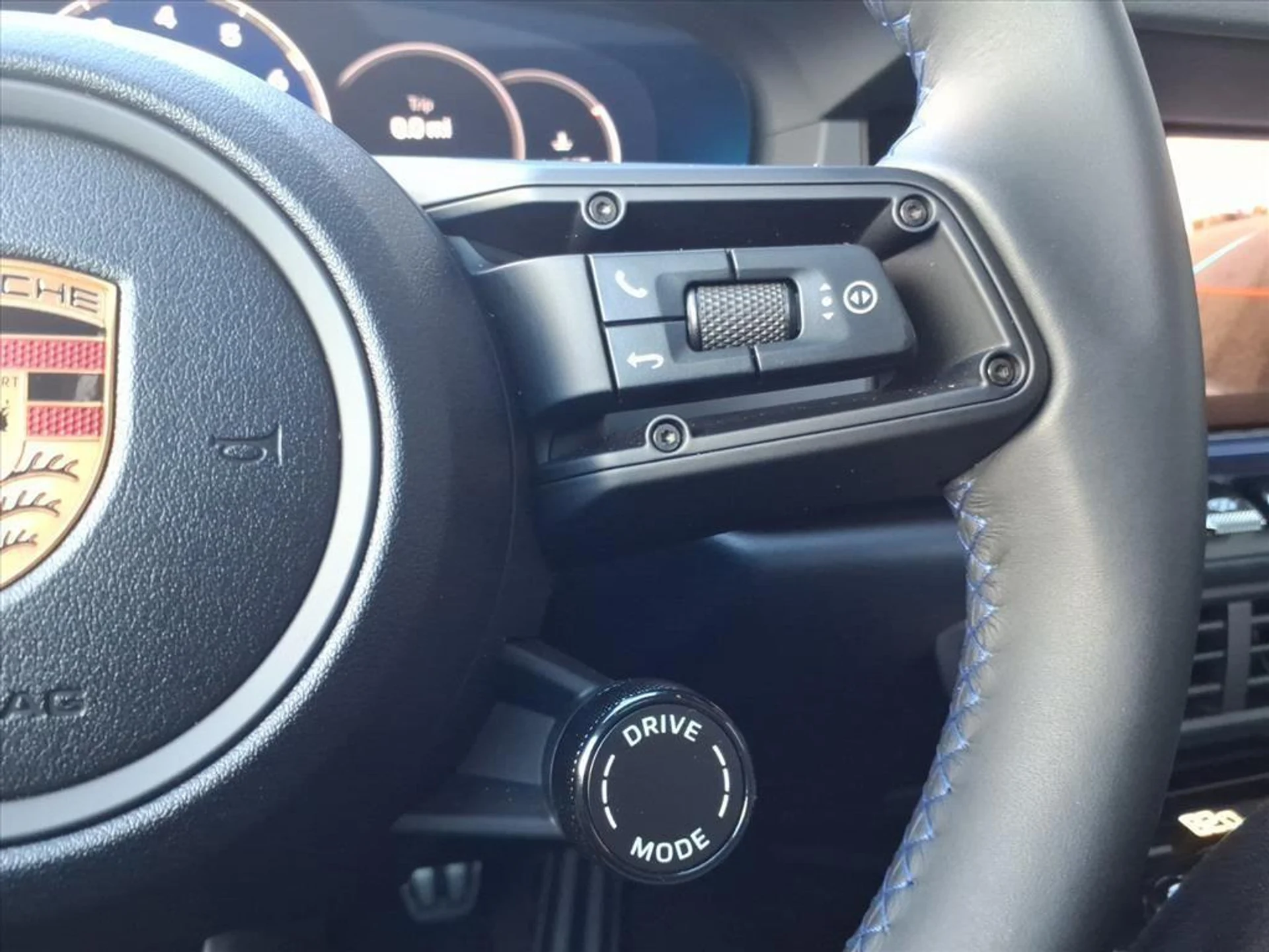 mph015_1523794349_265ec3dd78953bafa6262fe8961ab10c_9c60724b43