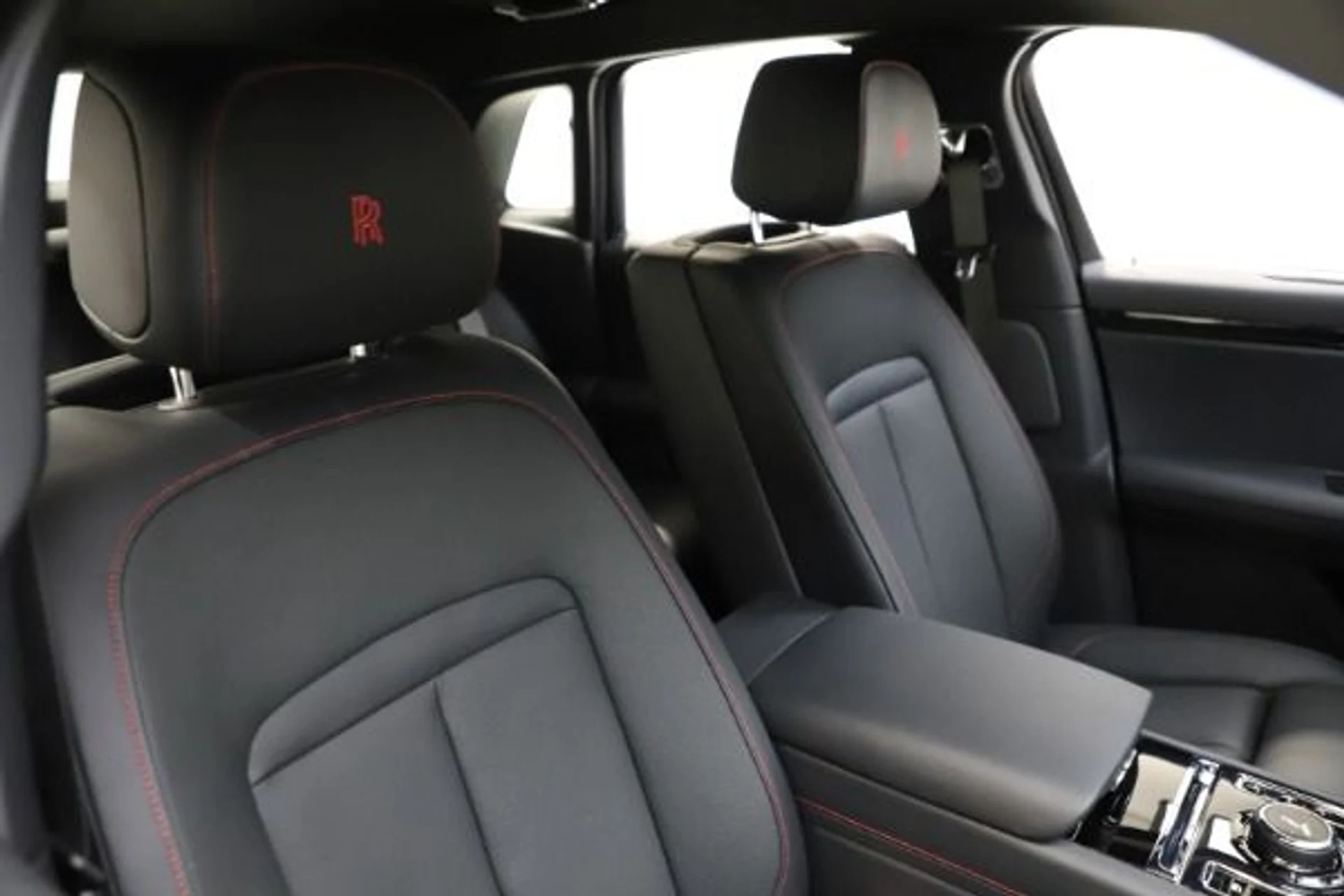 mph015_152500756_Used_2021_Rolls_Royce_Ghost_15d52ee152