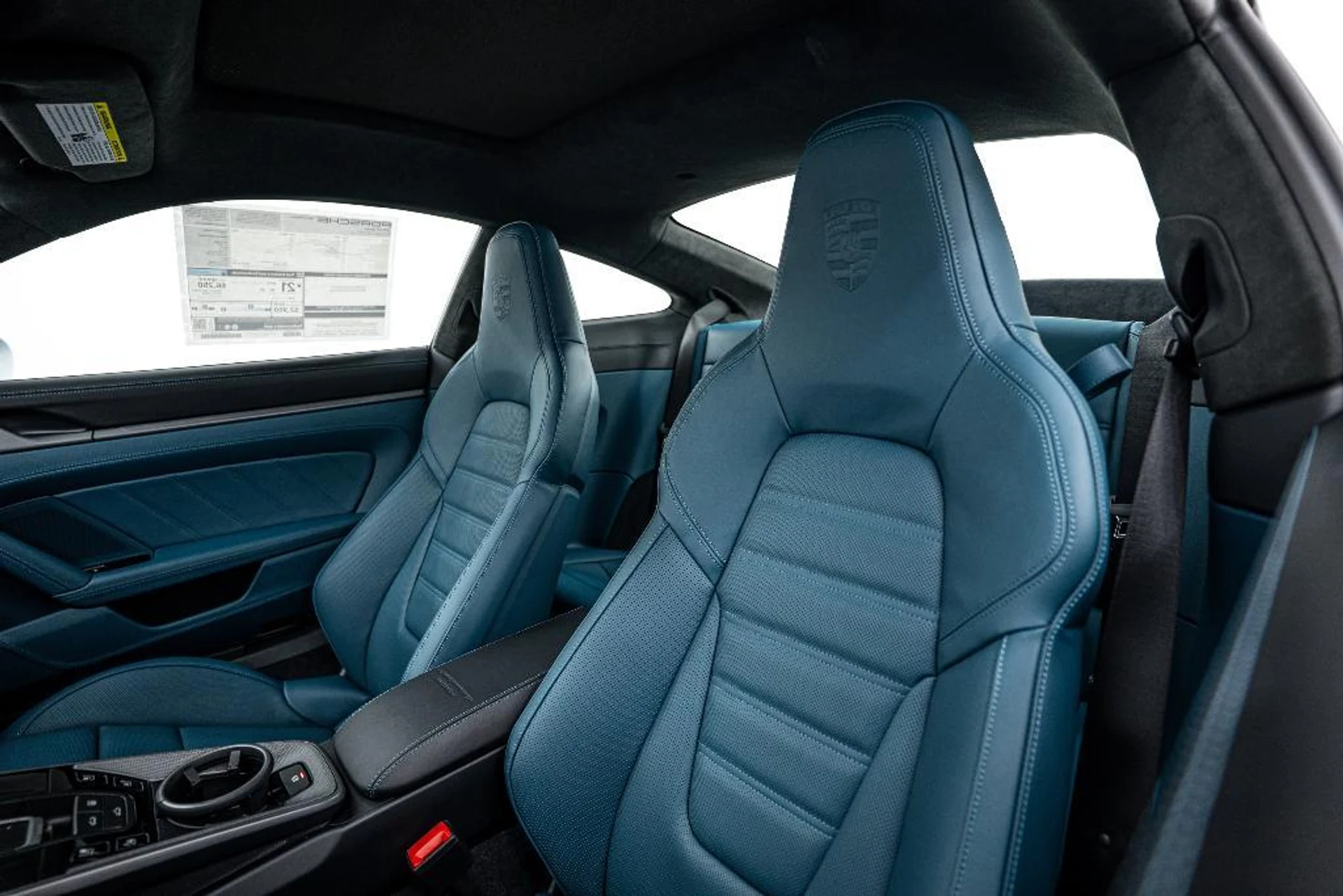 mph015_152869738_Um_Kc_Tnk_Ux3_Jh_H269qt_V99_JYEK_Wg_50905b0fab