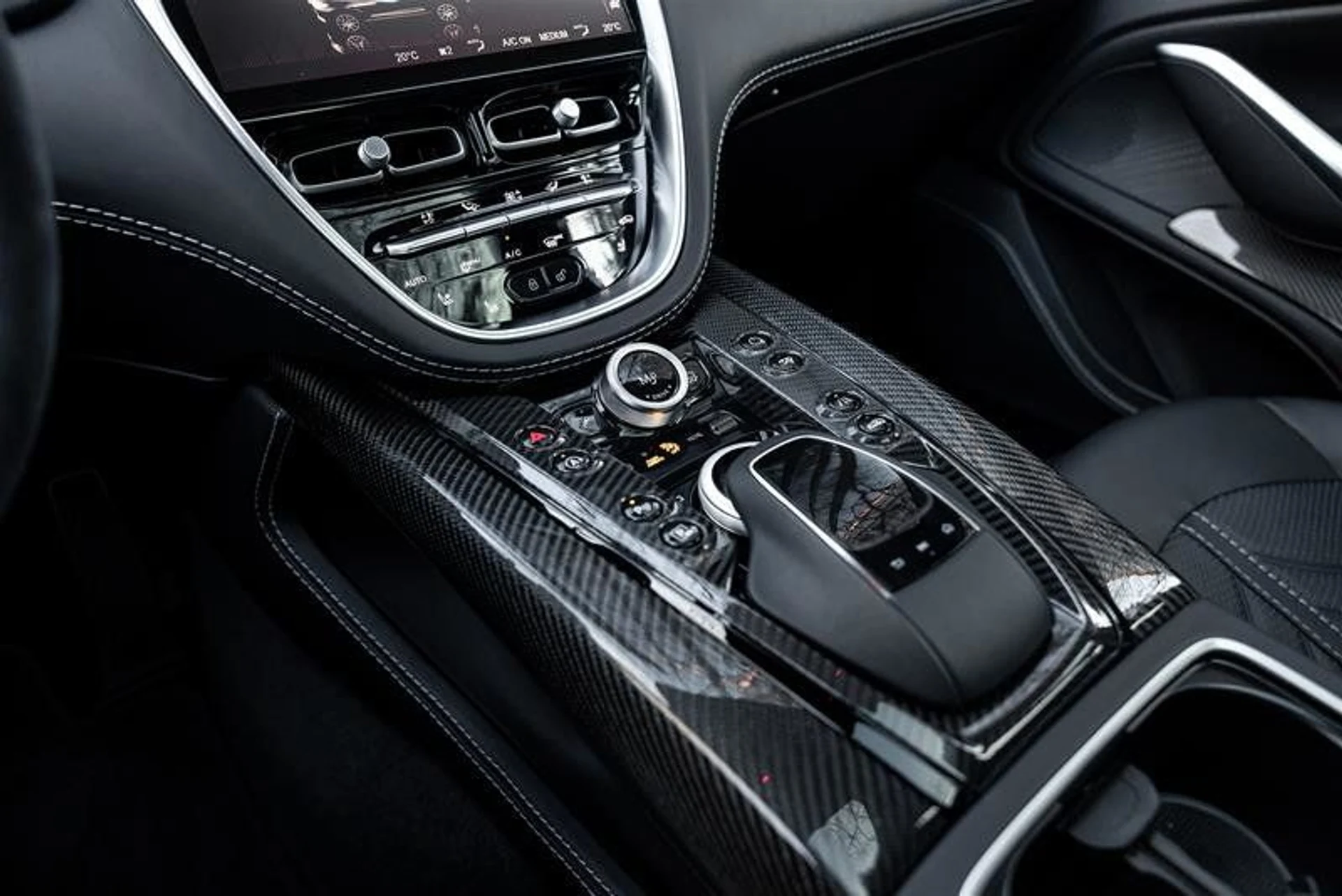 mph015_1538098404_37937938_07207_11812176_1611765213_47c2db2185