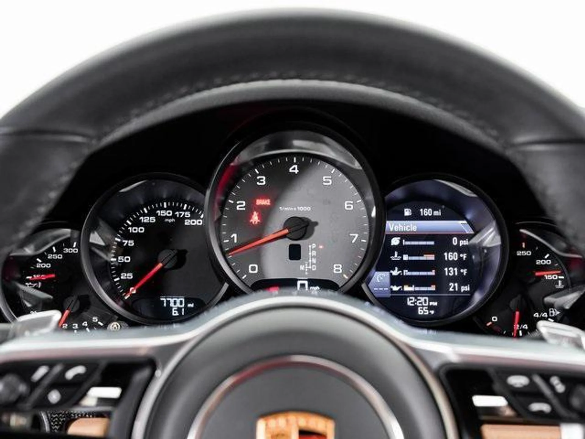 mph015_154190656_EO_M2_V_Mqrtc6_Yr7z9_Jk_Un3c_J_Eos_b3de3ee5f9