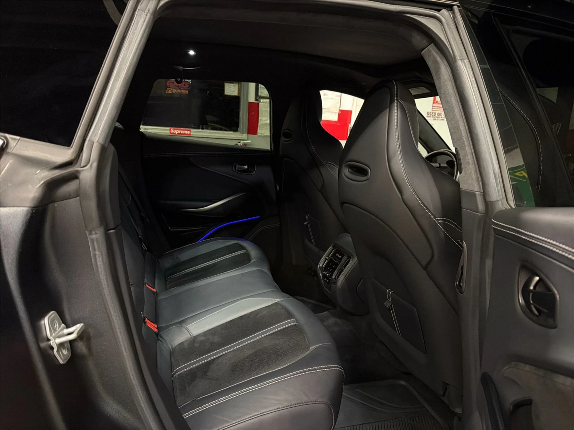 mph015_1544675913_639044456400047099_87690fc1a1