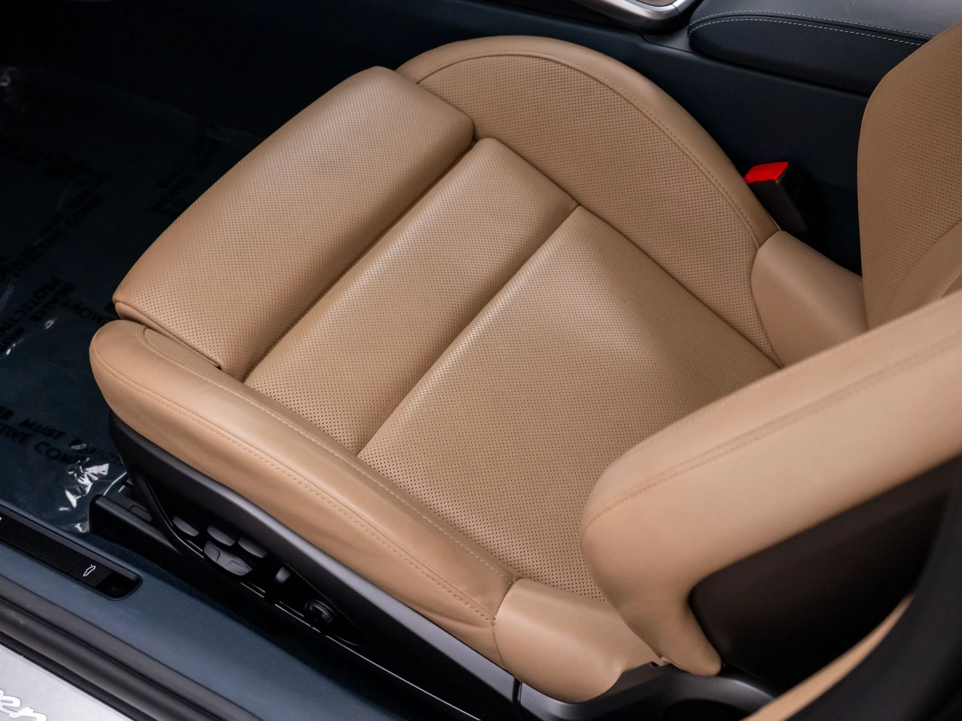 mph015_1547160844_ade6e4b04a1cee16a2b55277c3139b40x_a556cb3e56