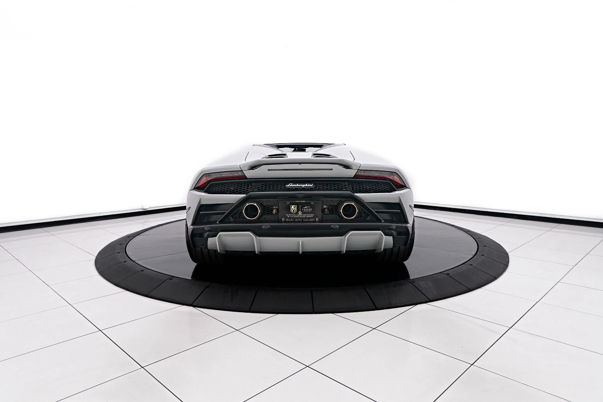 mph015_1549771271_Used_2021_Lamborghini_Huracan_EVO_Base_1754524536_3ff4d931c9