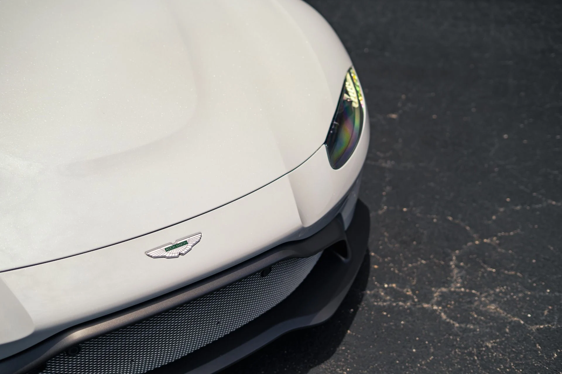 mph015_1554866048_Used_2019_Aston_Martin_Vantage_1783985517_2268f8b3c2