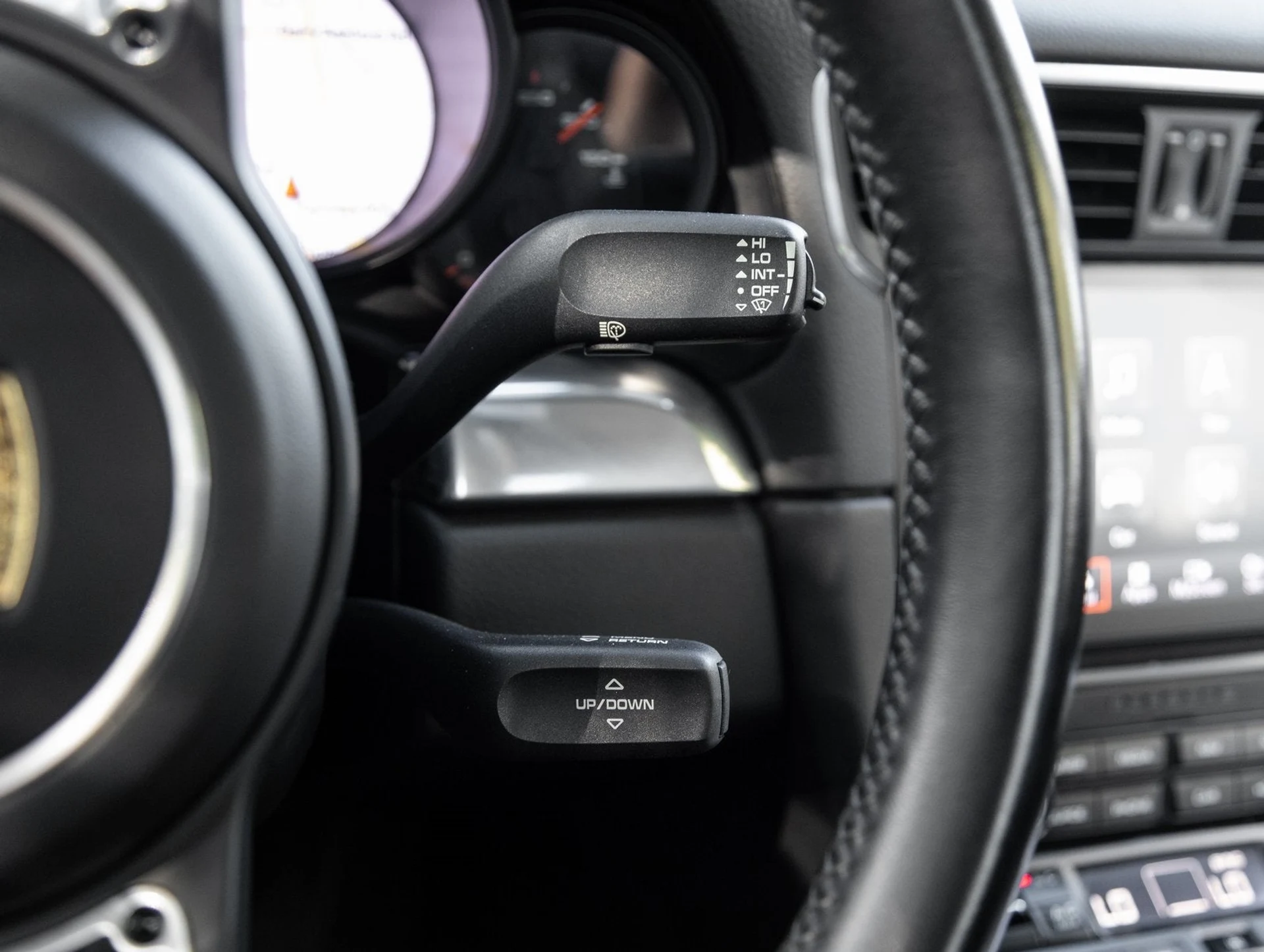 mph015_1560839287_16_7194355fb8