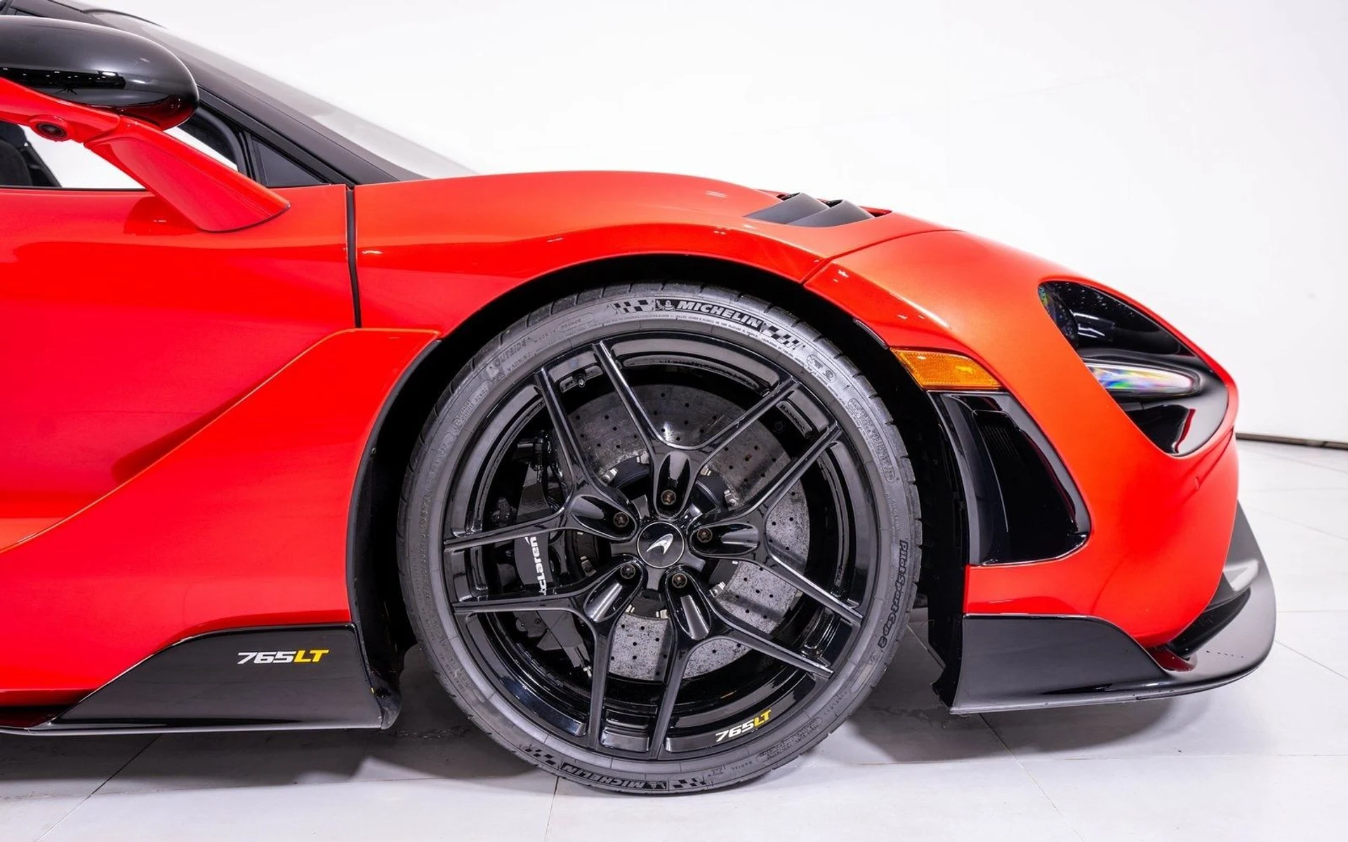 mph015_1561312882_c26e5dff7656eab3c0bc7508abe06d47x_a44a485e18