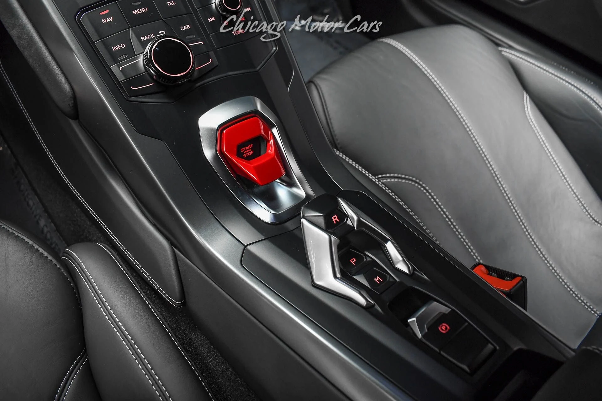 mph015_1567345992_12501_p16_l_53a00e45d9