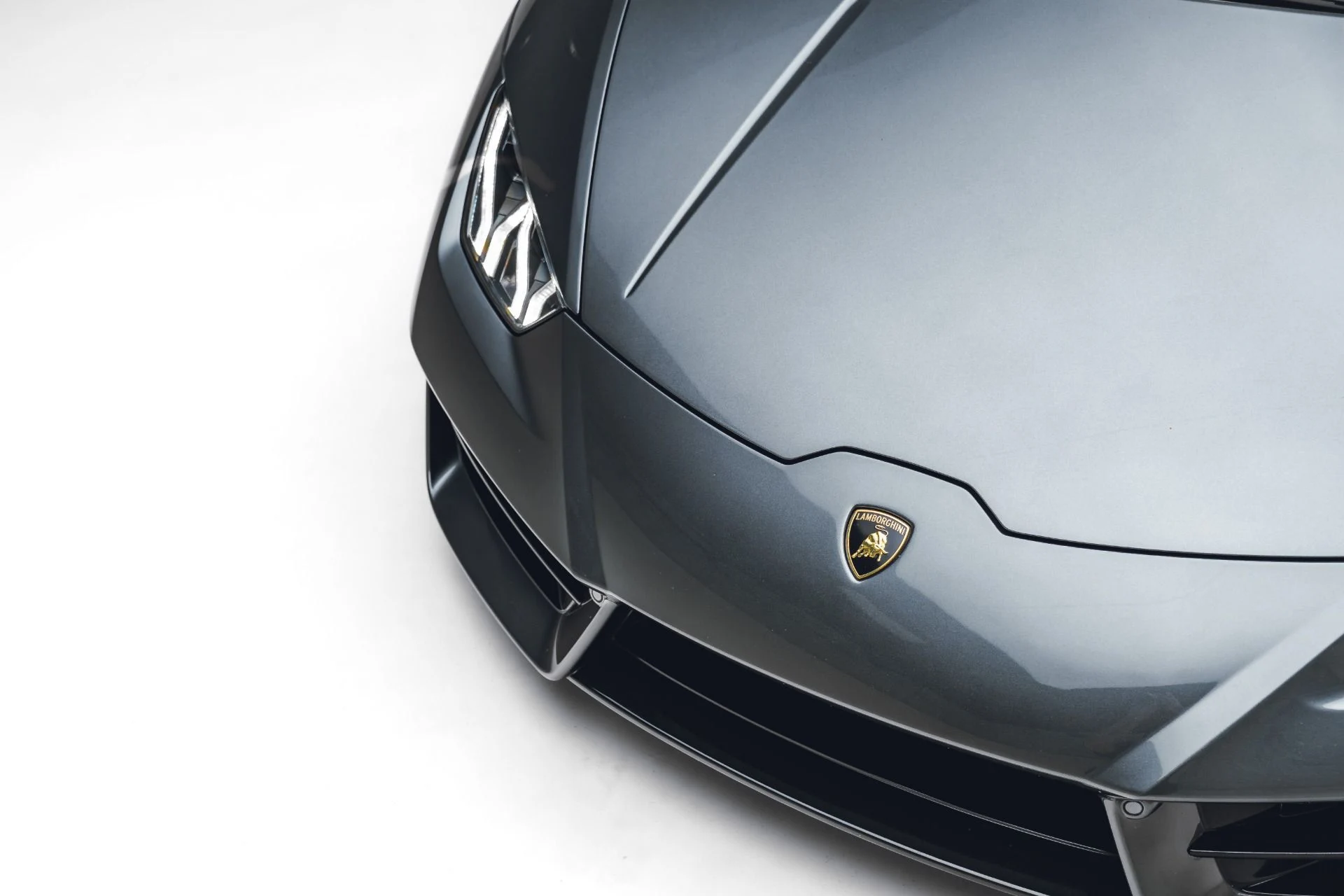 mph015_1570649949_Used_2017_Lamborghini_Huracan_LP_580_2_Spyder_1781555613_08fad6d67f