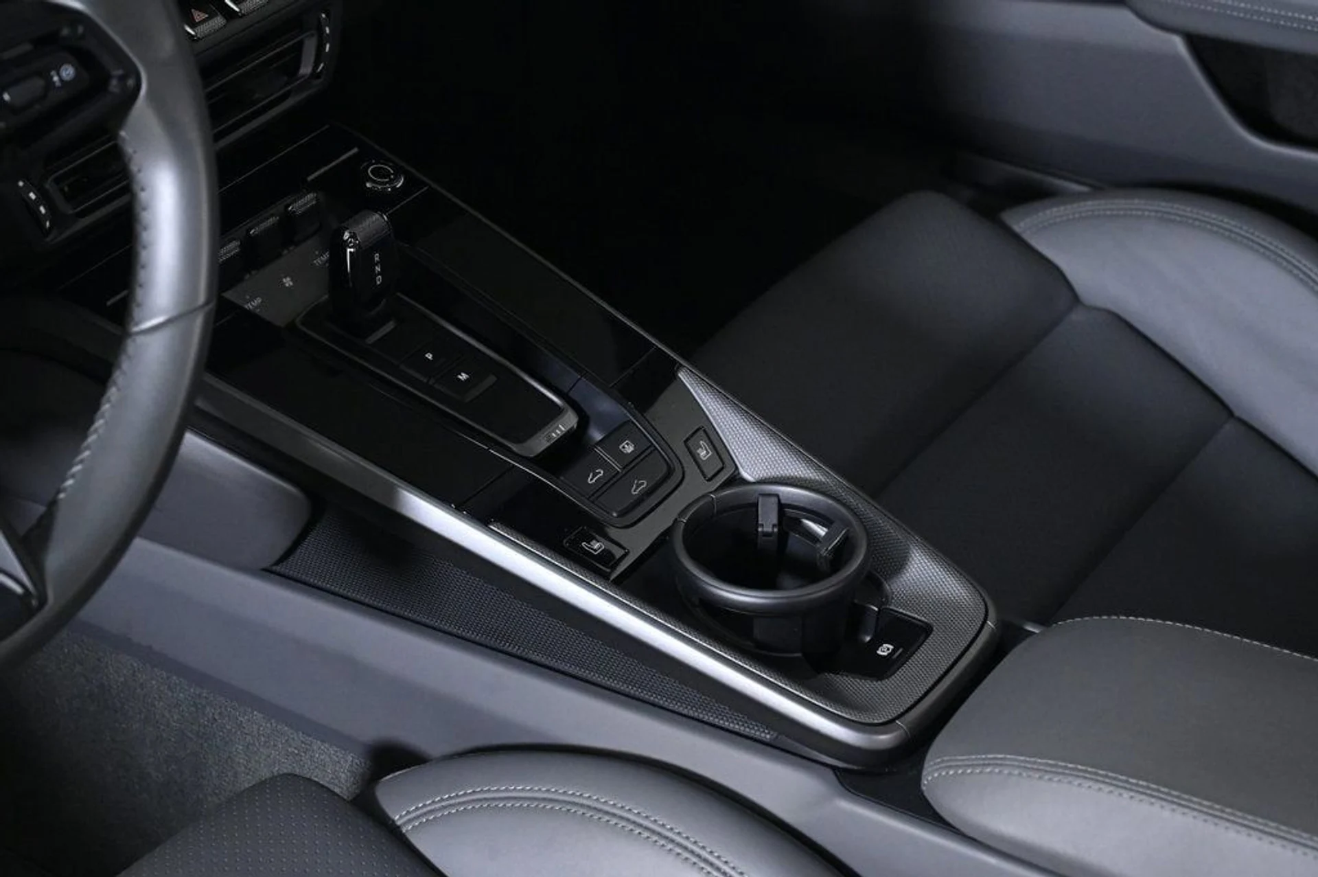 mph015_1570760812_f1c28734cfbc4c13beb87f970538b07a_7def1c03c4